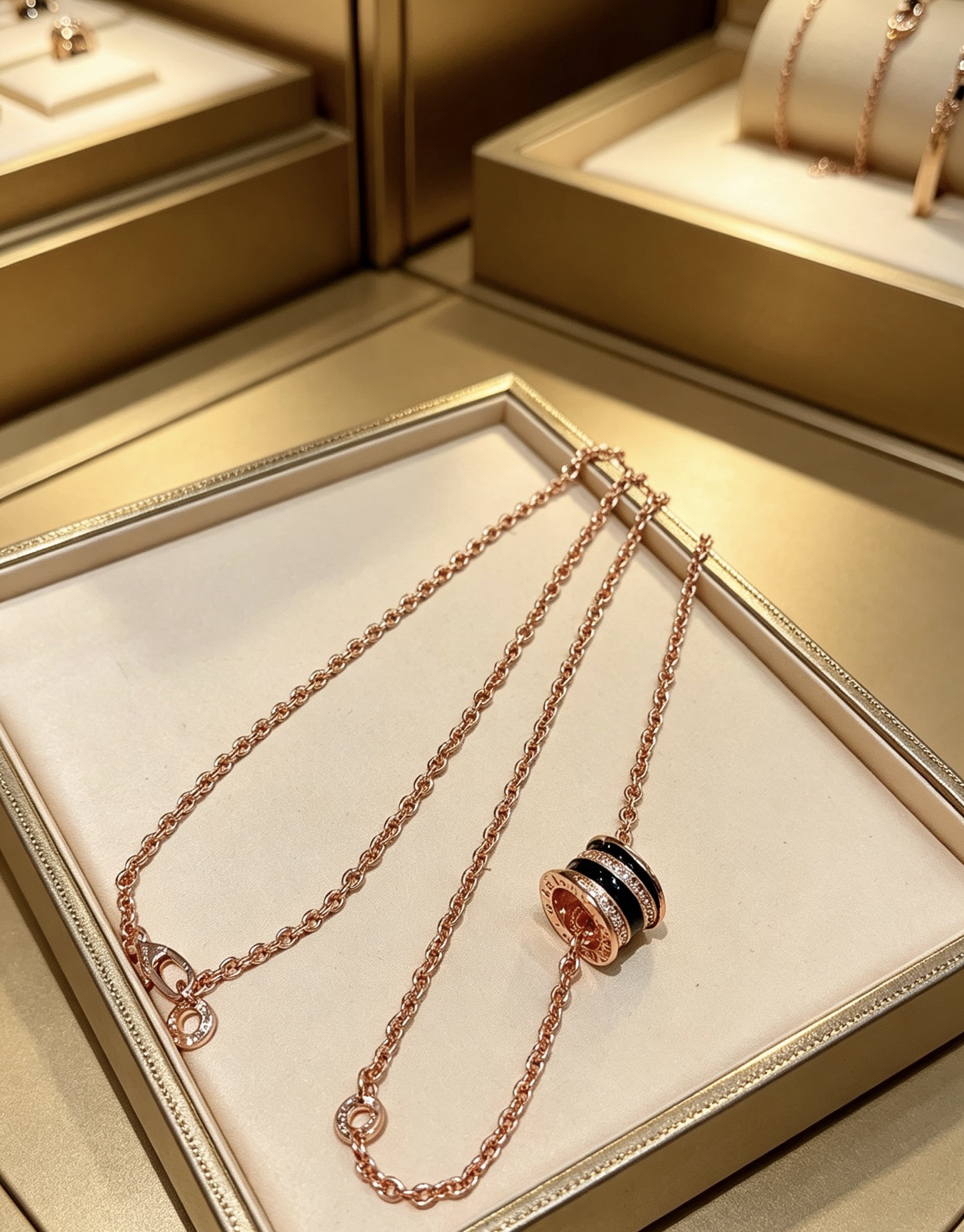 Bvlgari B zero1 necklace 18K rose gold black ceramic diamond 42cm