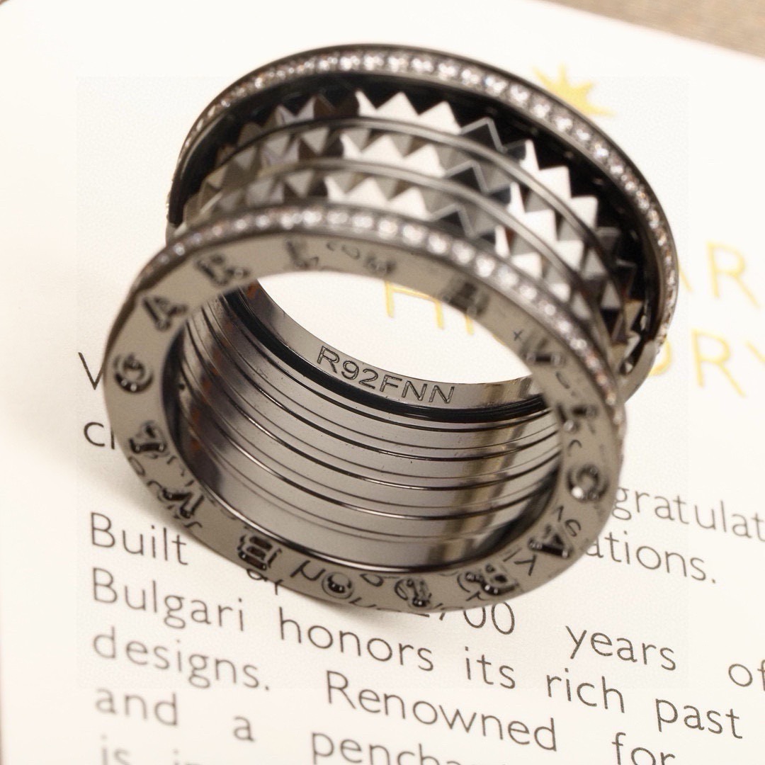 Bvlgari B zero1 Rock ring blackened gunmetal metal with clear pave diamonds EU 54