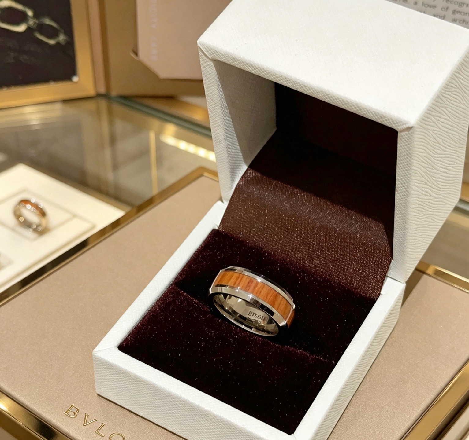 Bvlgari B zero1 ring silver-toned metal with orange-brown tiger s eye inlay 10