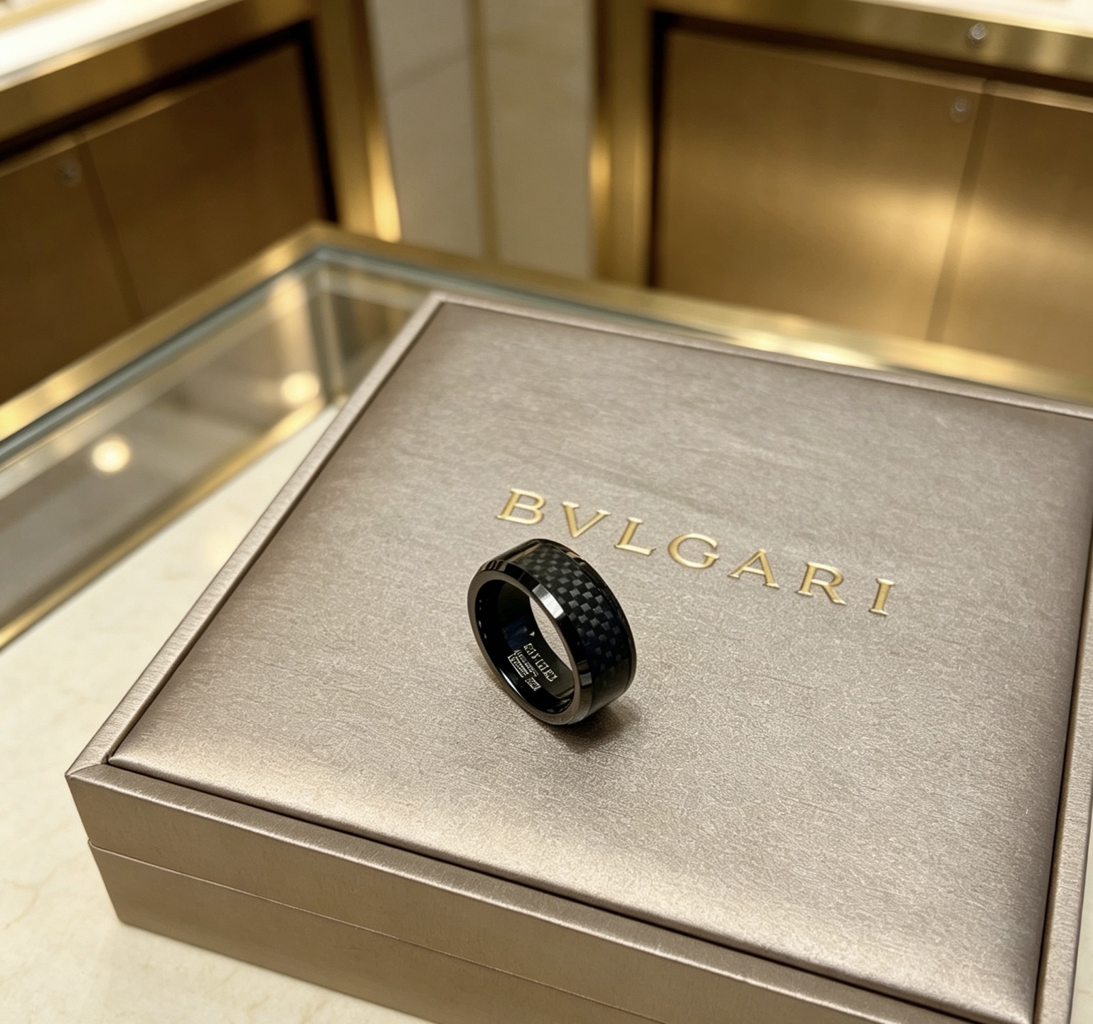 Bvlgari B zero1 ring black ceramic with black carbon fiber inlay 60