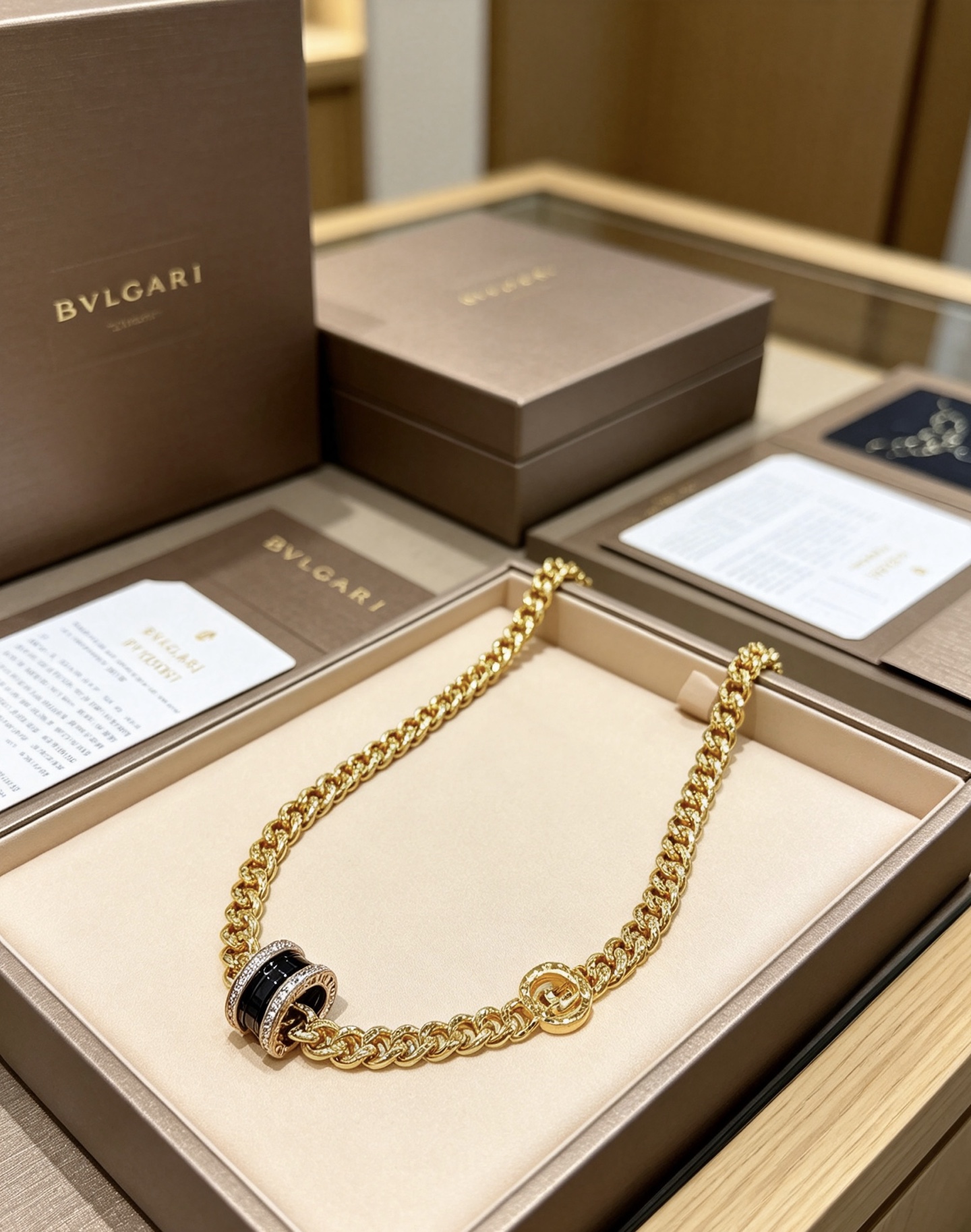 Bvlgari B zero1 necklace 18K yellow gold black ceramic diamond 45cm