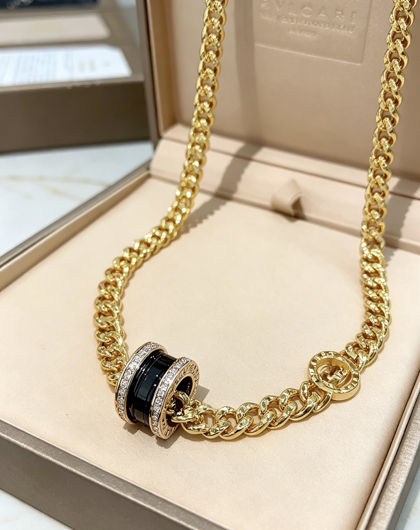 Bvlgari B zero1 necklace 18K yellow gold black ceramic diamond 45cm