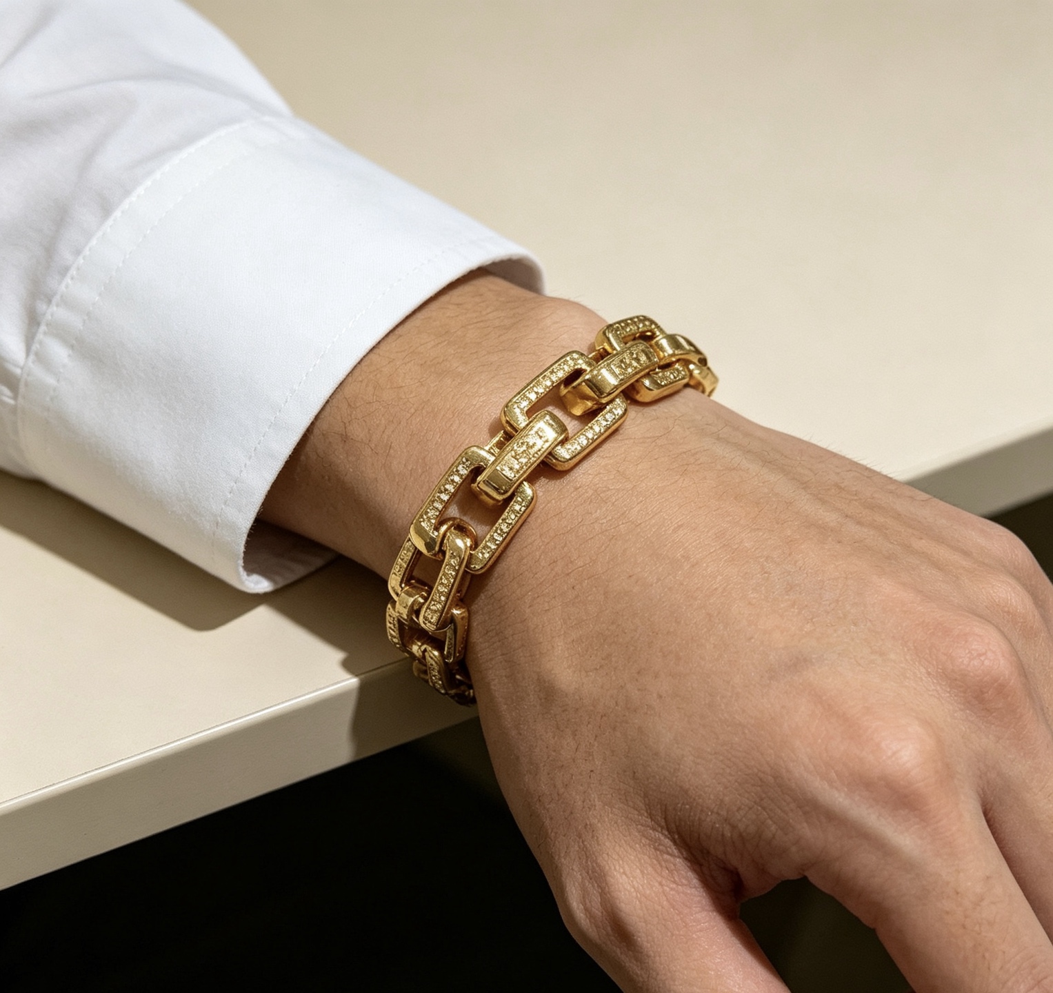 Bvlgari DIVAS DREAM bracelet 18k yellow gold 20cm