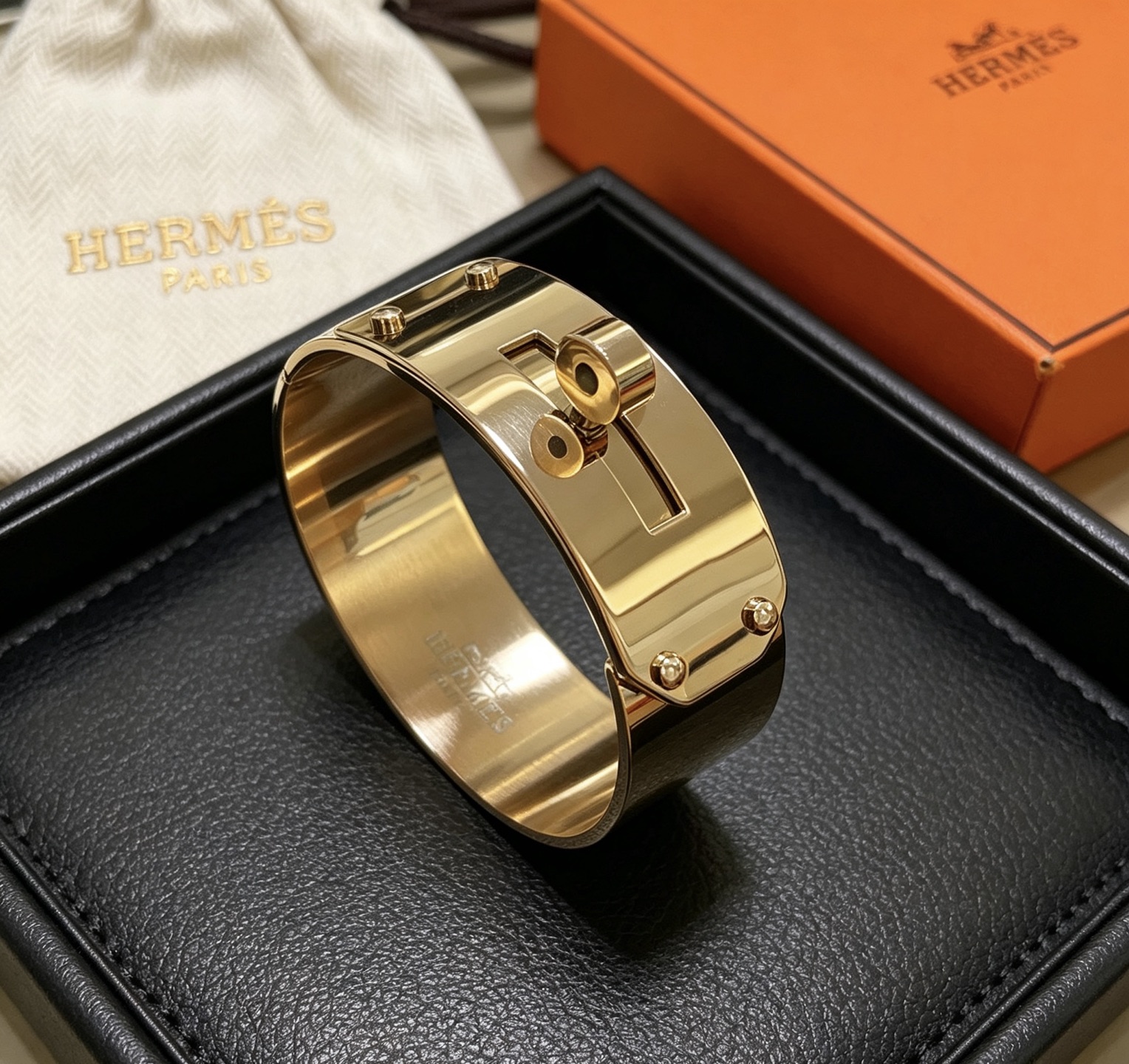 Bracciale Hermes Kelly in metallo color oro 21 mm