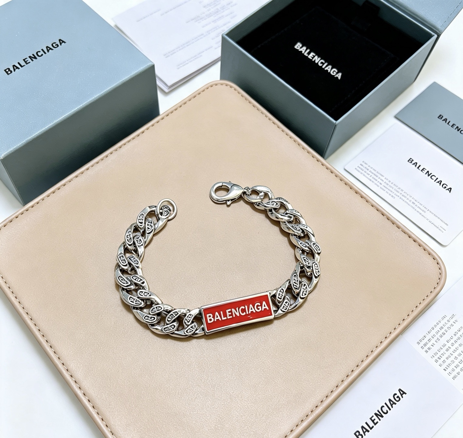 Luxury necklace 24cm