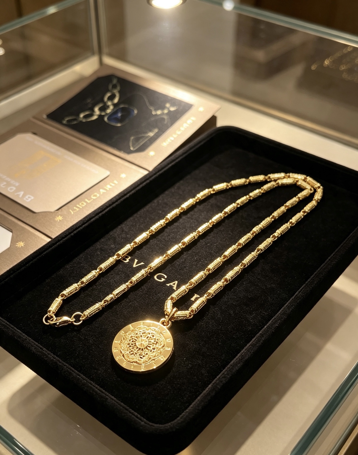 Bvlgari DIVAS DREAM necklace 18K yellow gold 60cm