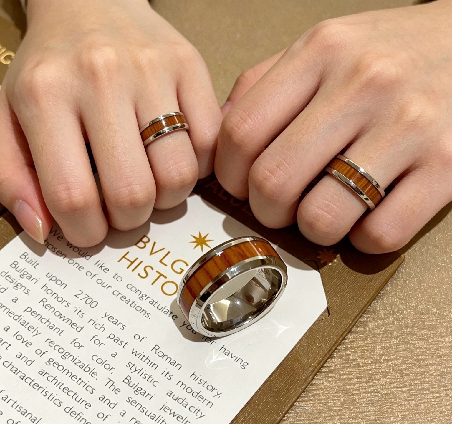 Bvlgari B zero1 ring silver-toned metal with brown wood inlay 60