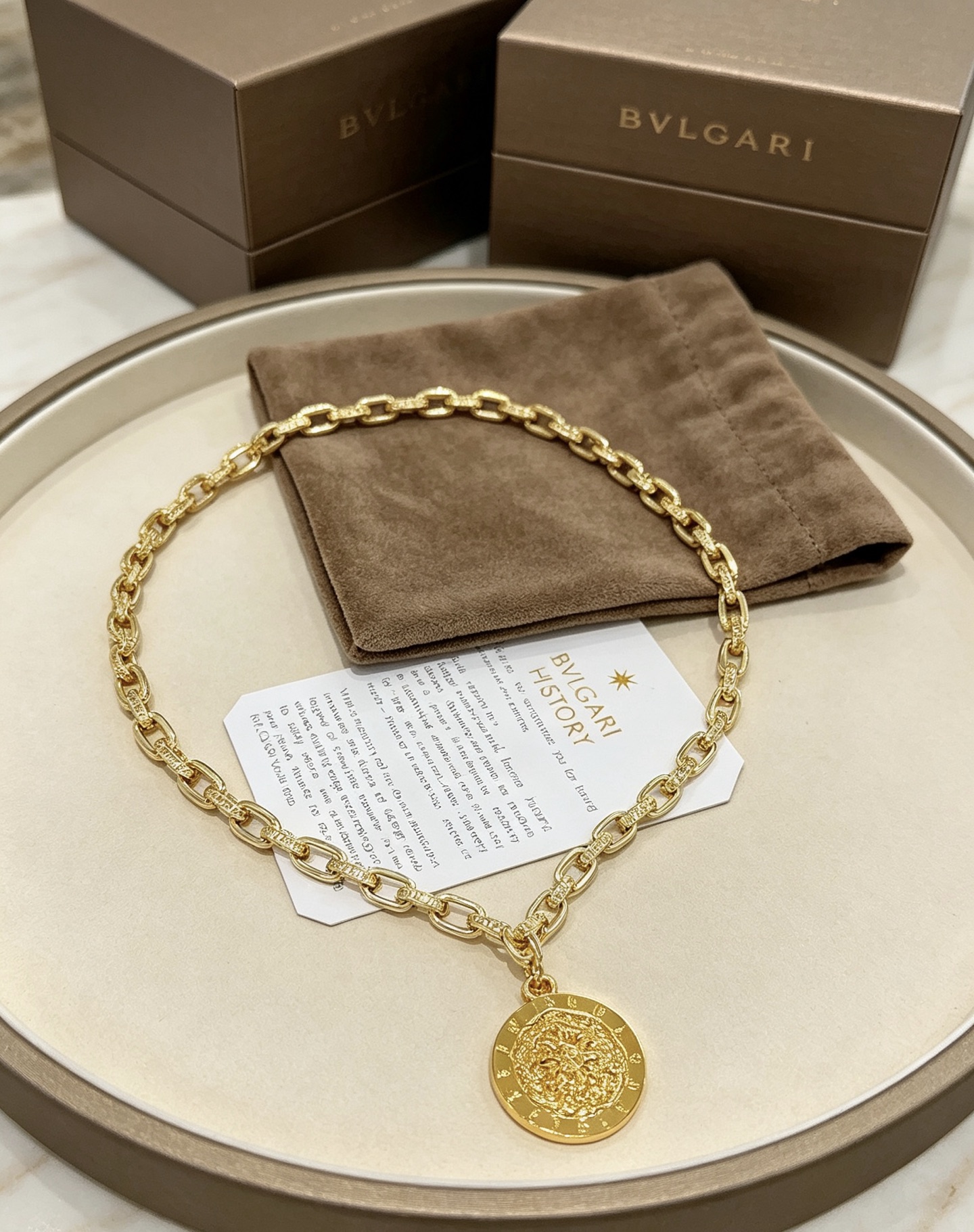 Bvlgari DIVAS DREAM necklace 18K gold 60cm