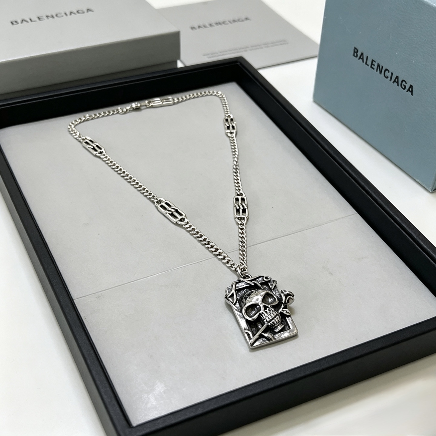 Luxury necklace