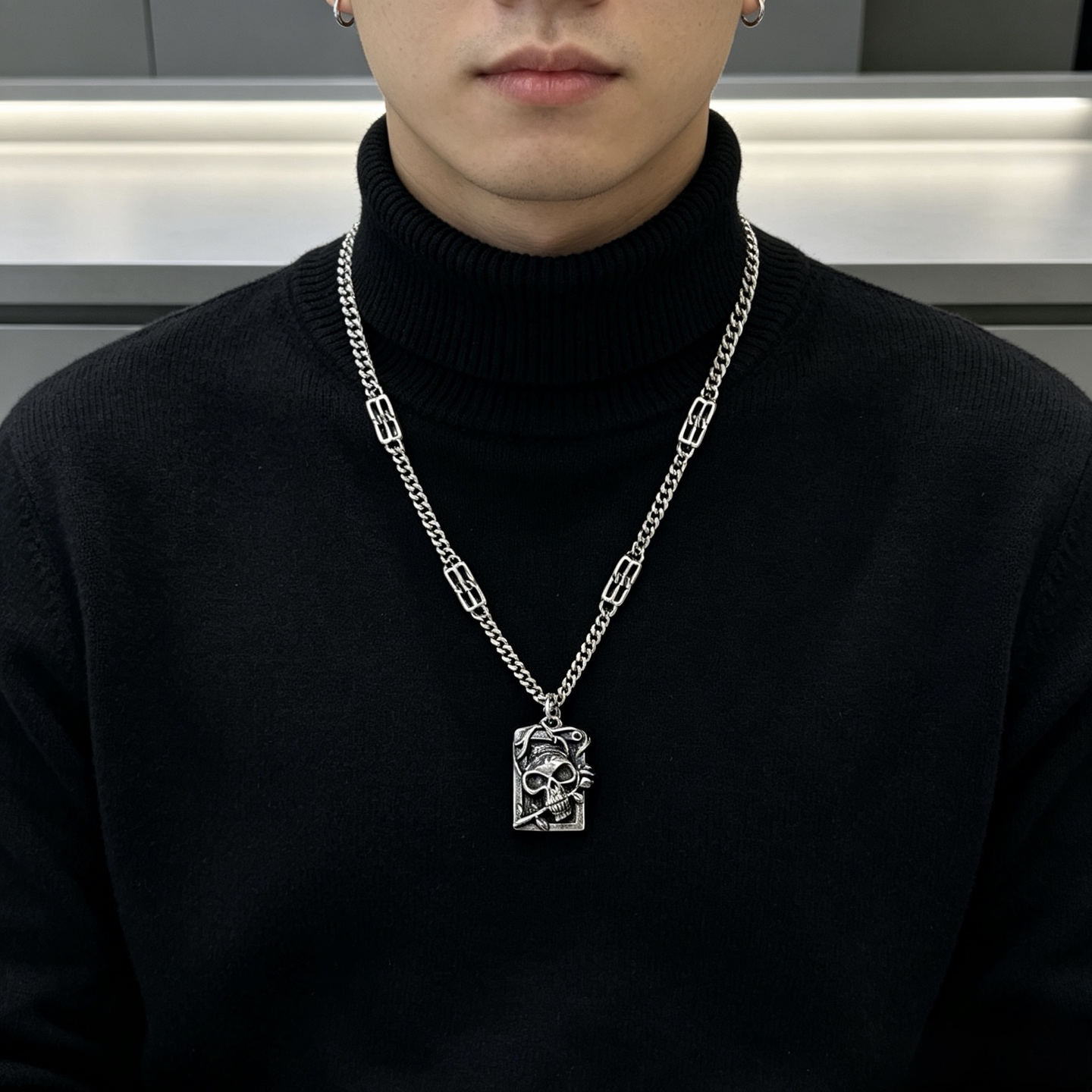 Luxury necklace