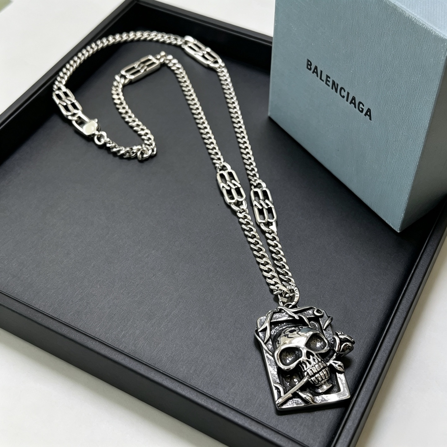 Luxury necklace