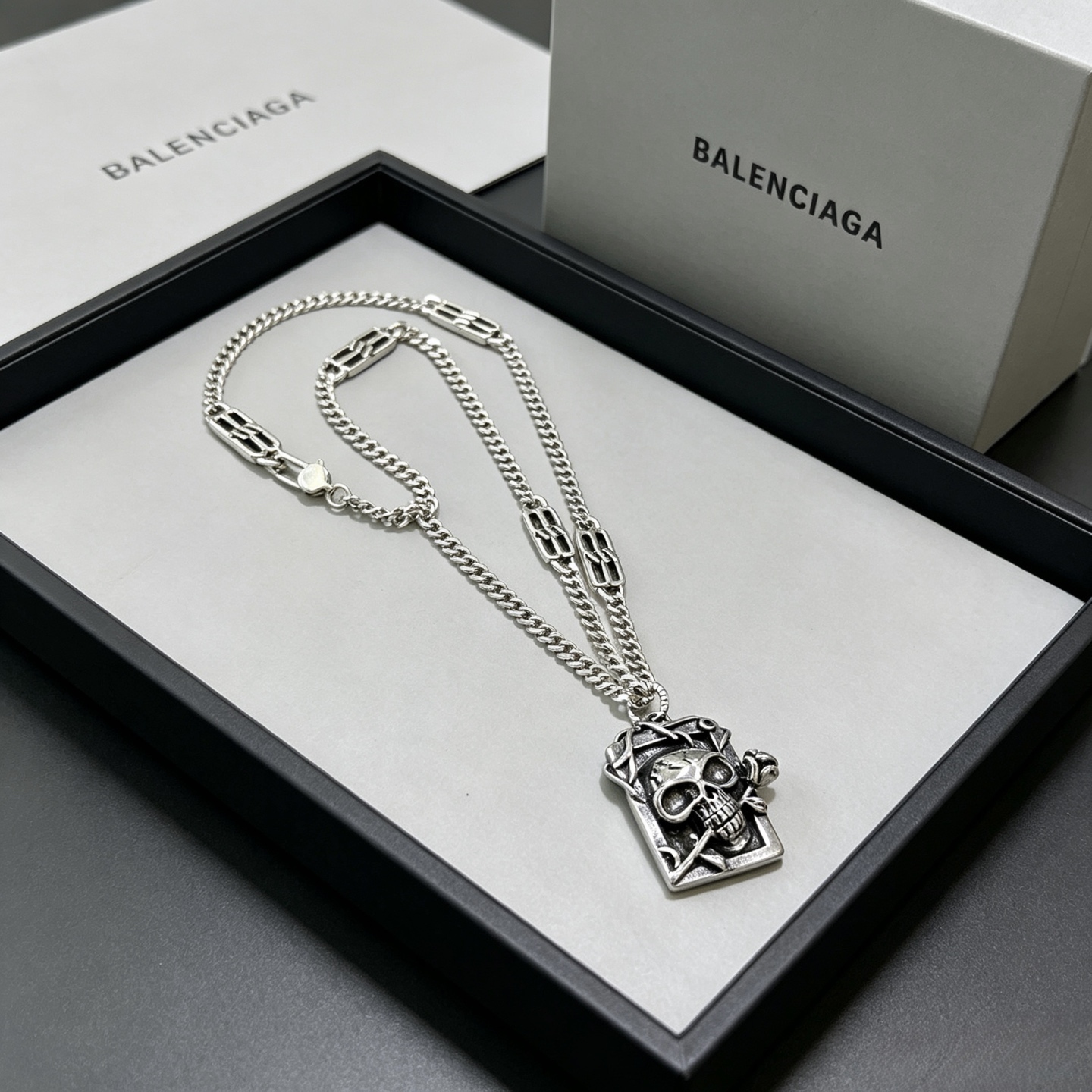 Luxury necklace