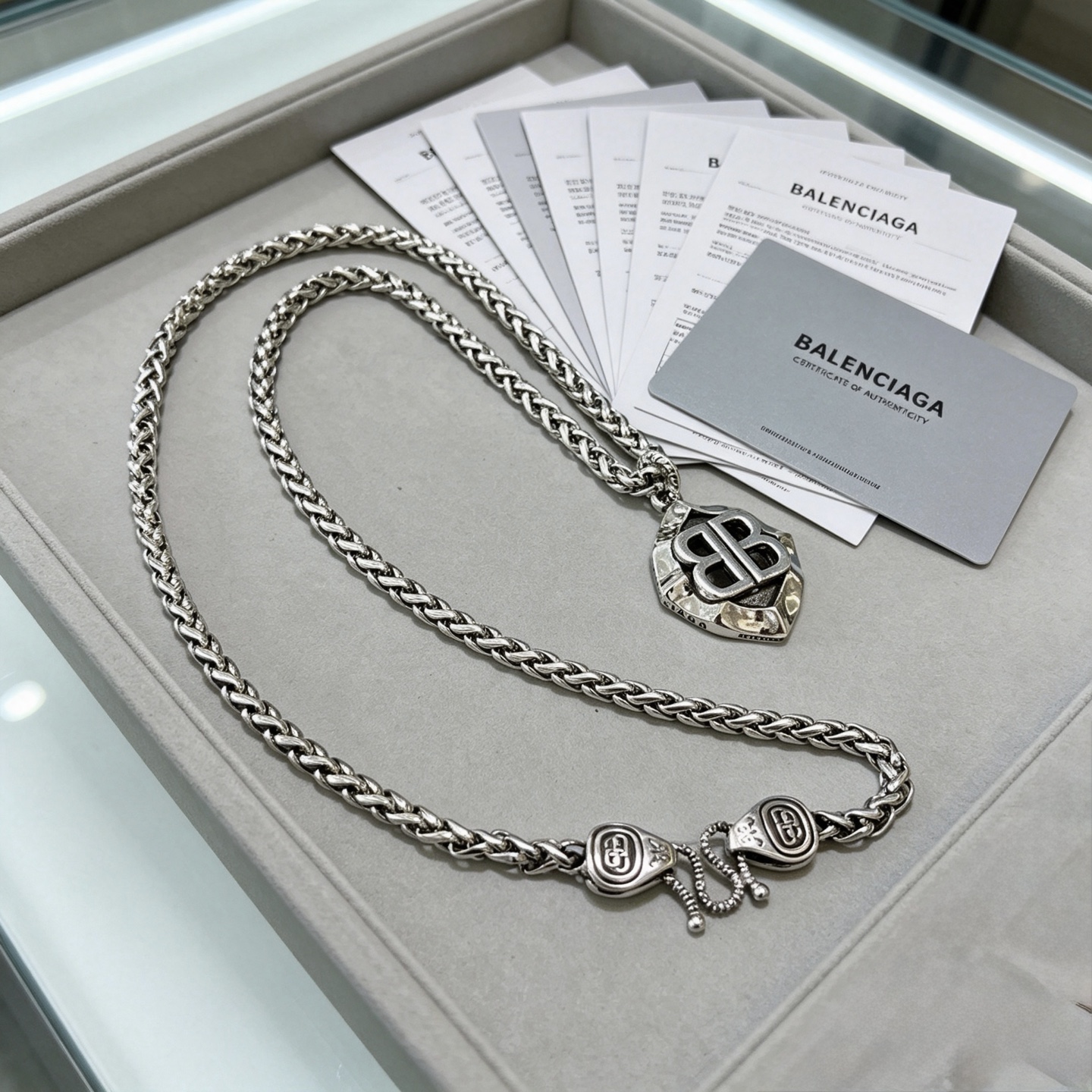 Luxury necklace