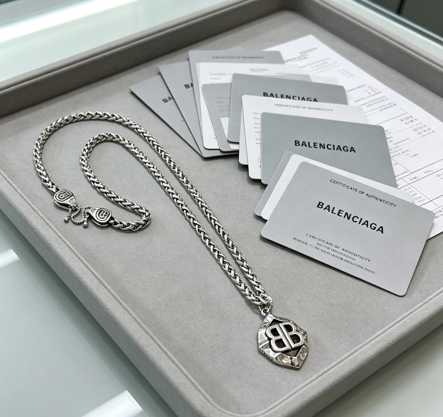 Luxury necklace
