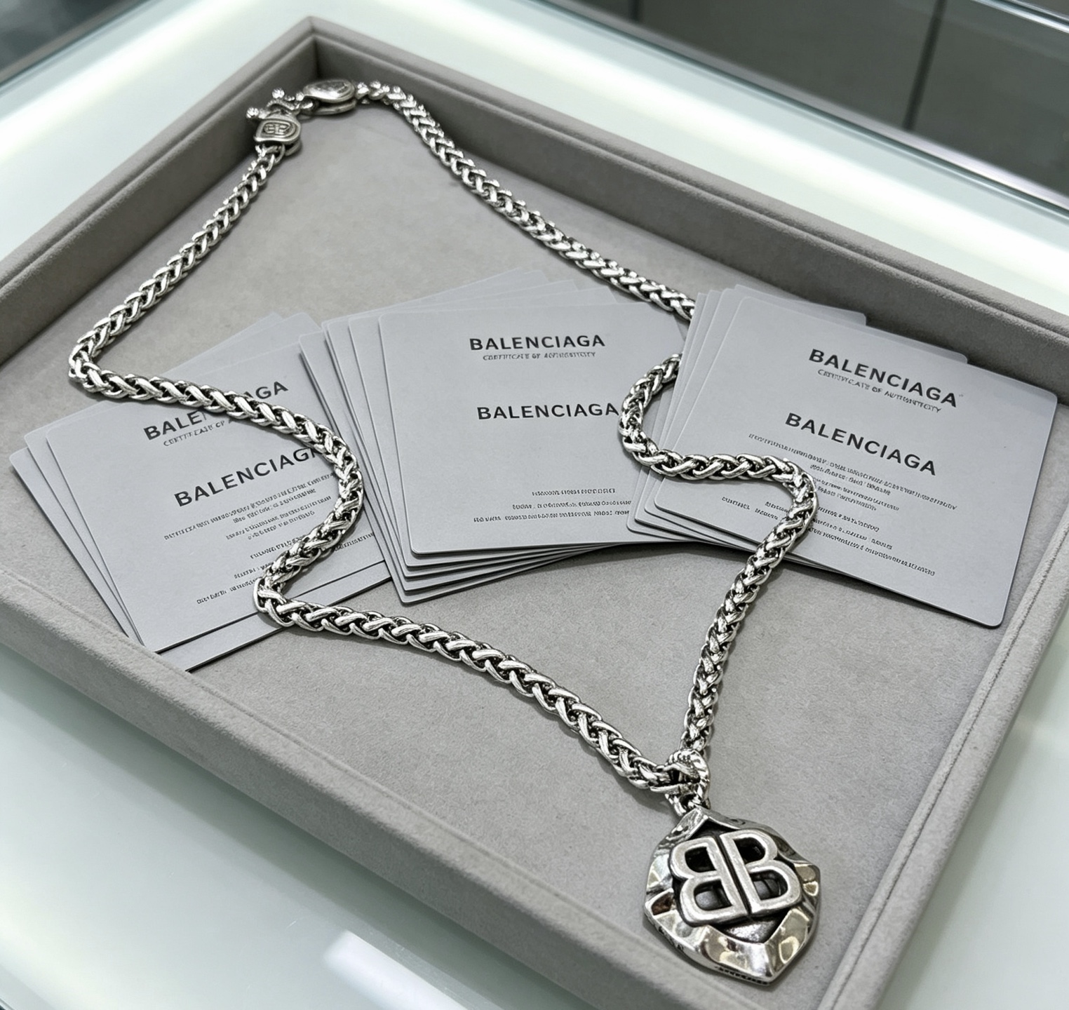 Luxury necklace