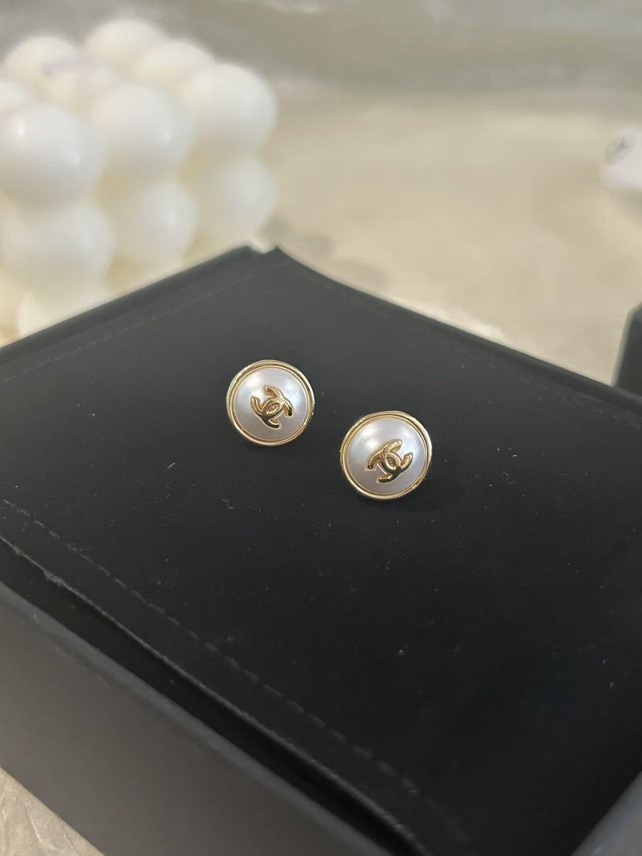 Chanel 26A CC Pearl Button Stud Earrings earrings gold-tone metal white pearl 1cm diameter