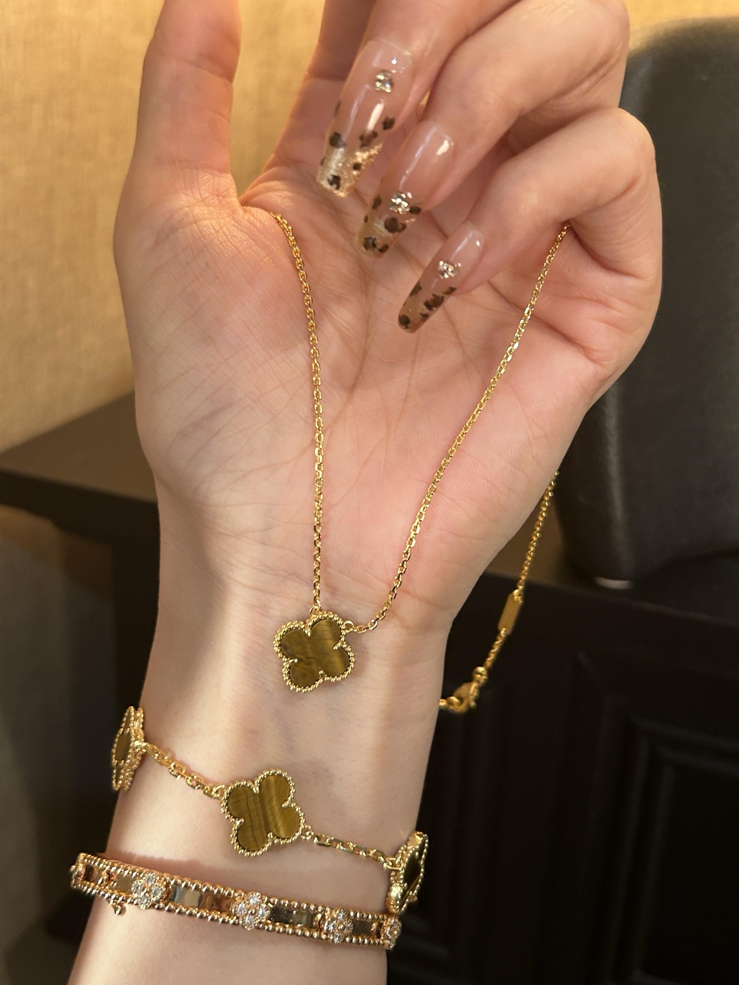Van Cleef Arpels Vintage Alhambra necklace yellow gold tiger s eye 42cm