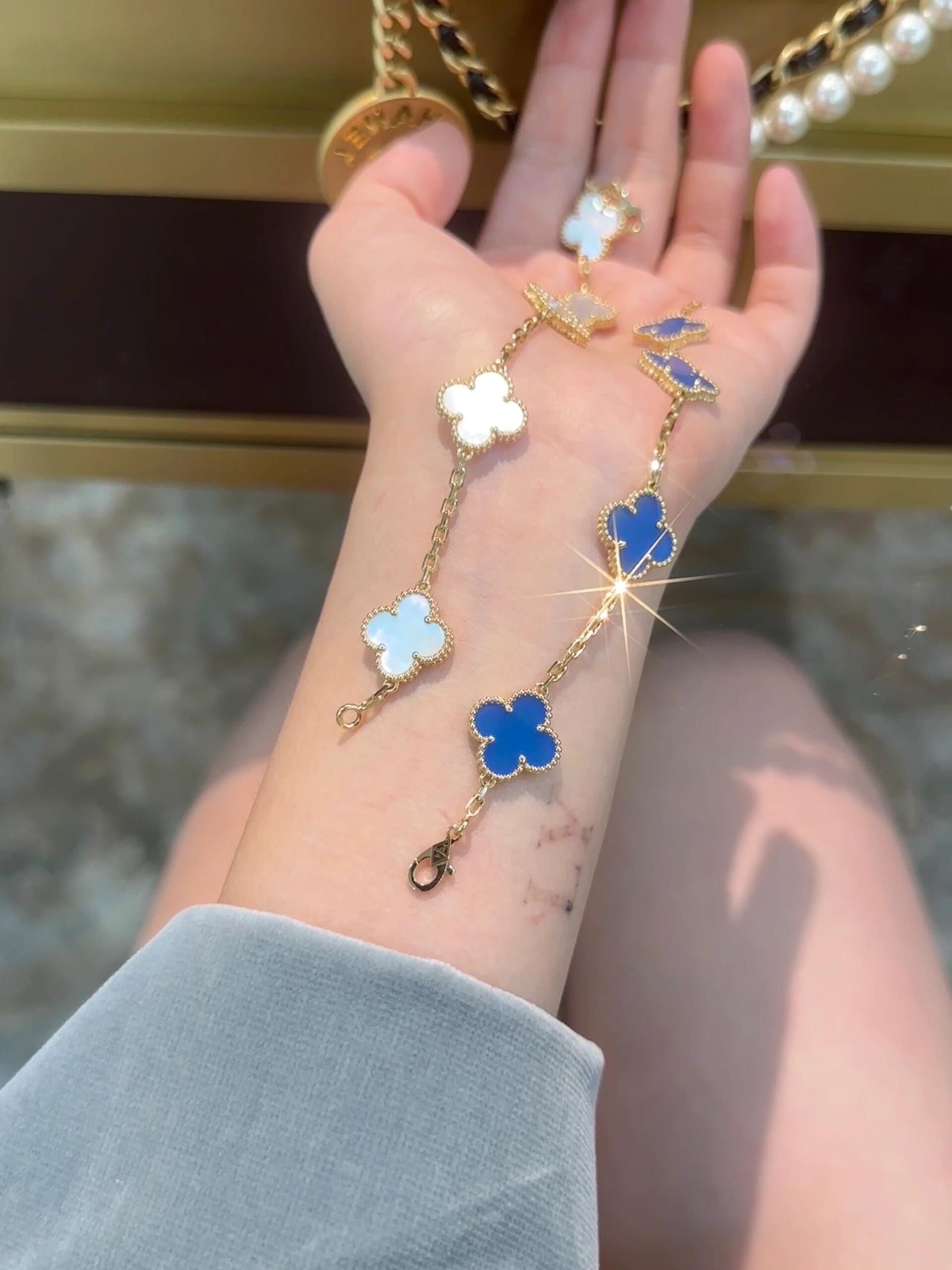 Van Cleef Arpels Alhambra bracelet Rose gold with blue agate clover motifs 17cm