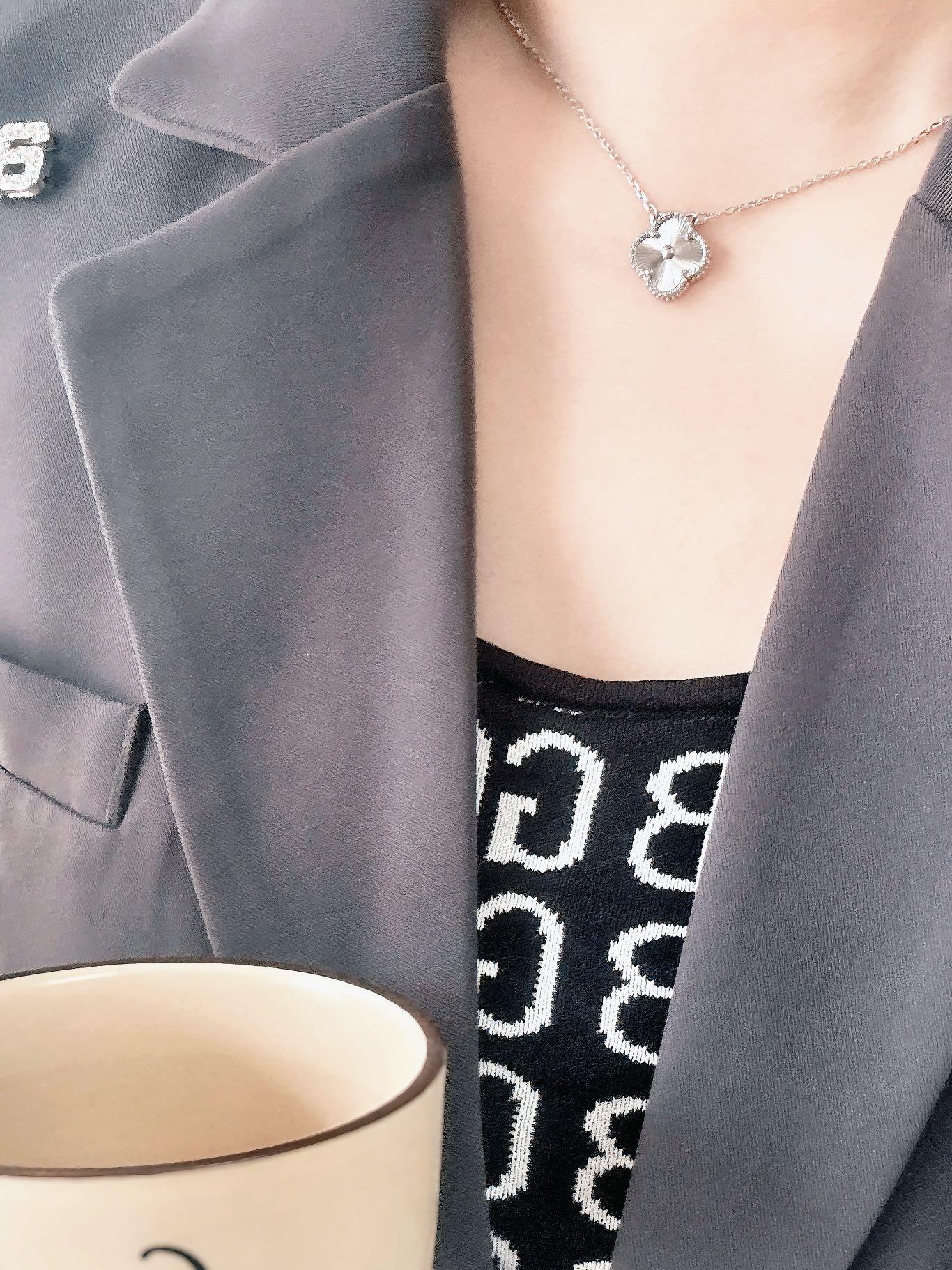 Van Cleef Arpels Alhambra necklace Silver-toned metal with mother-of-pearl 42cm