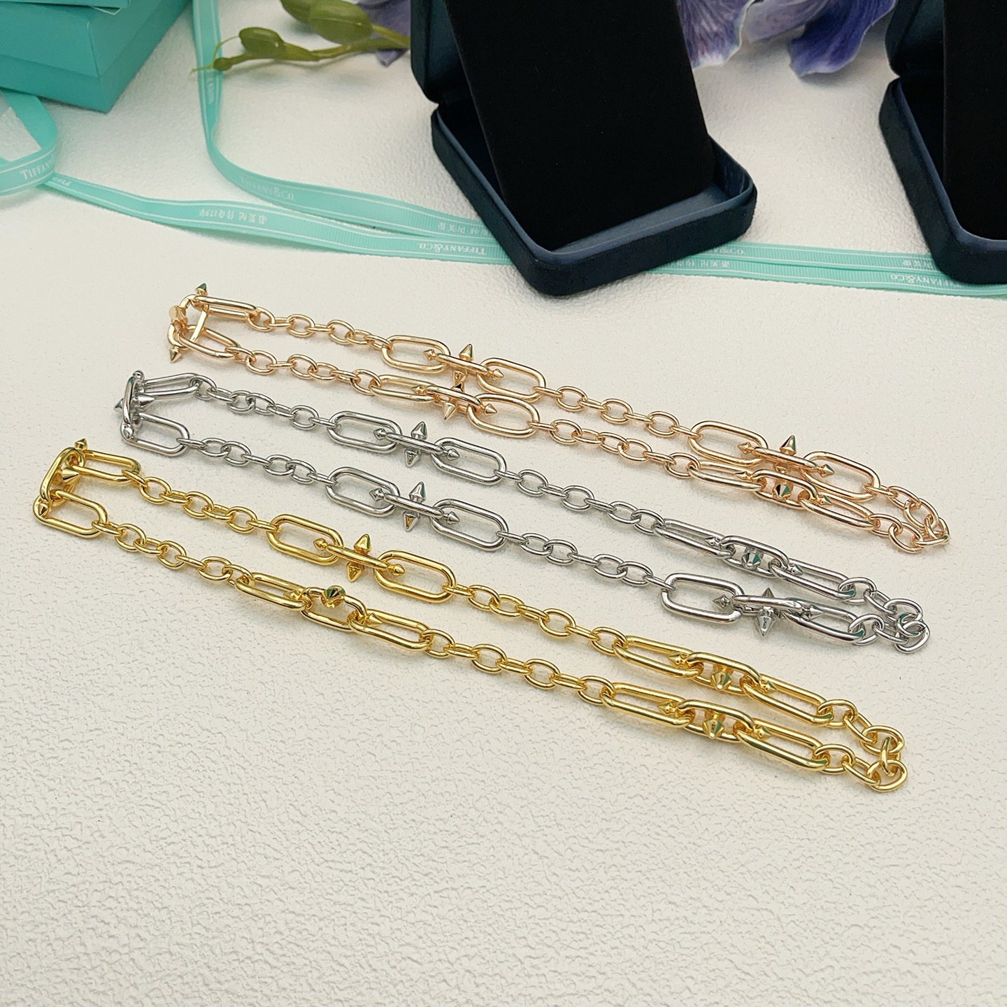 Tiffany Tiffany Titan by Pharrell Williams necklace gold tone metal no gemstones 45cm