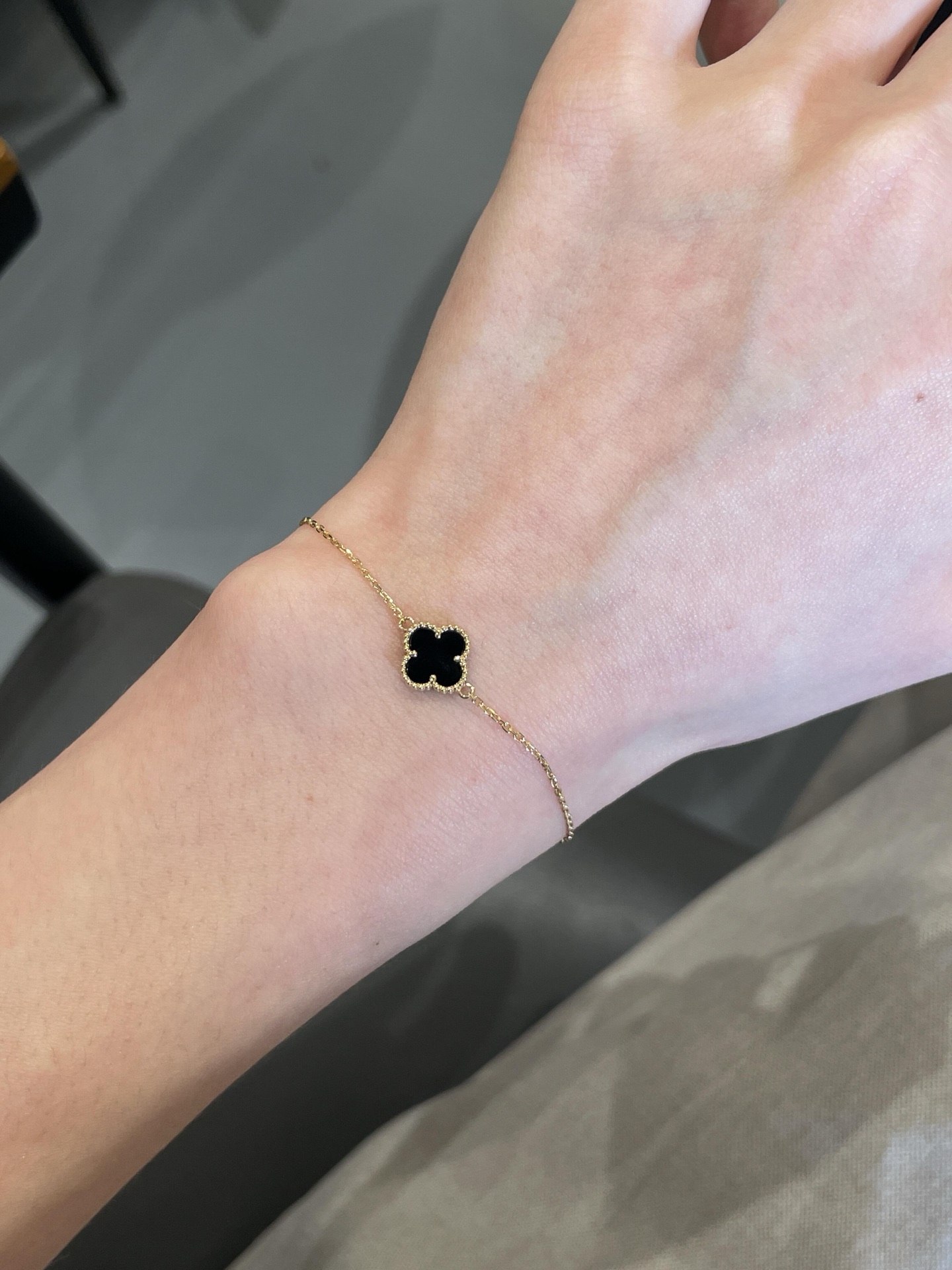 Bracciale Van Cleef Arpels Alhambra Oro giallo con onice nero 17 cm