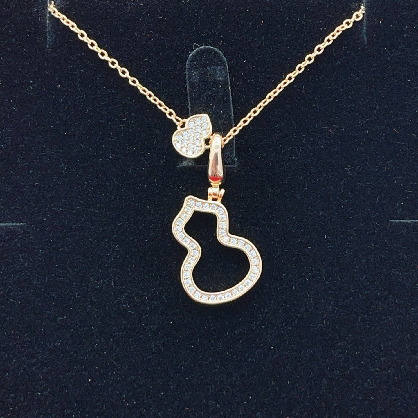 Qeelin Wulu necklace rose gold with clear diamond pave 42cm