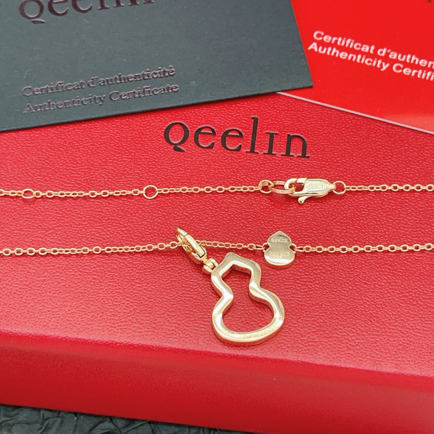 Qeelin Wulu necklace rose gold with clear diamond pave 42cm