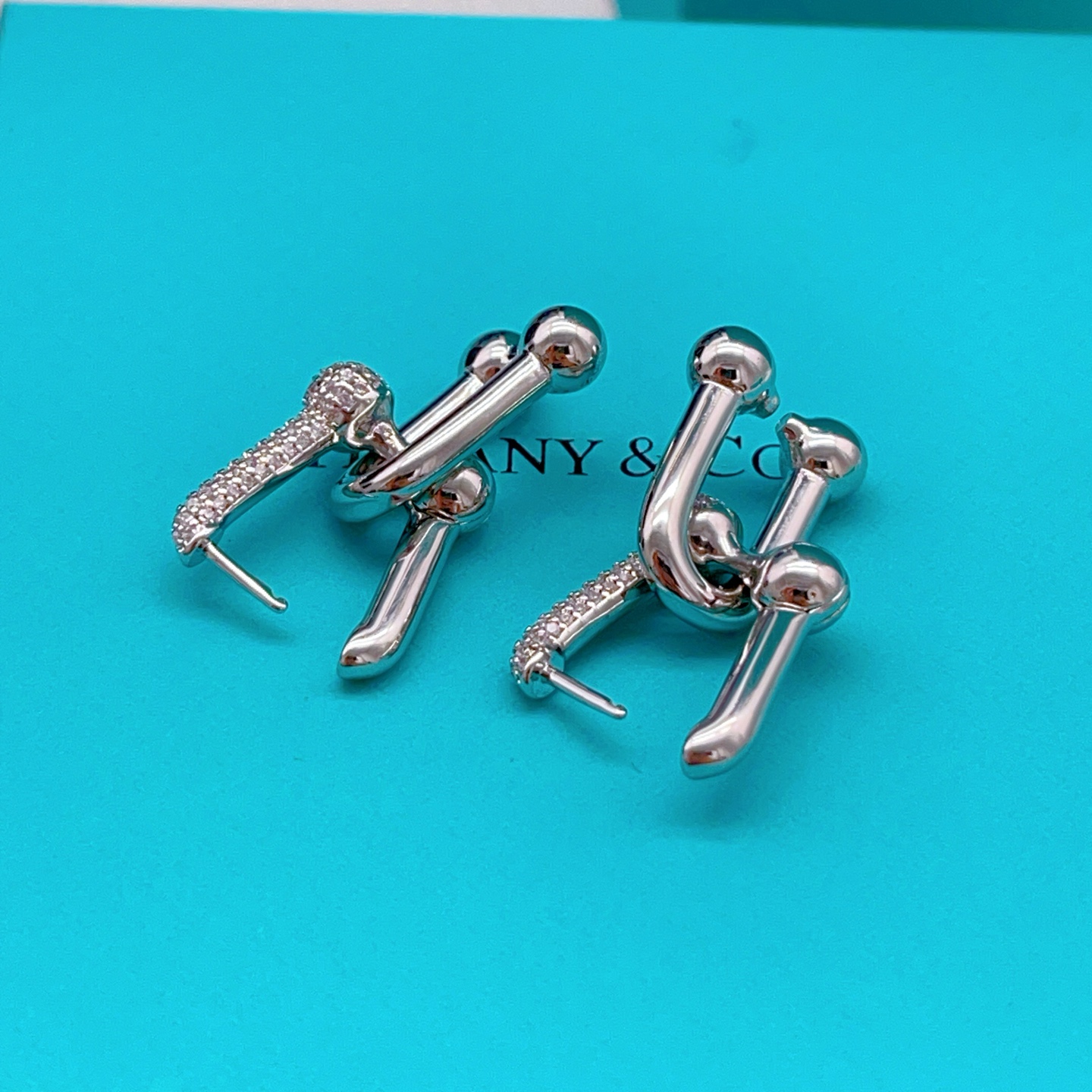 Tiffany Co HardWear earrings sterling silver with pave set clear diamonds 2 2cm length