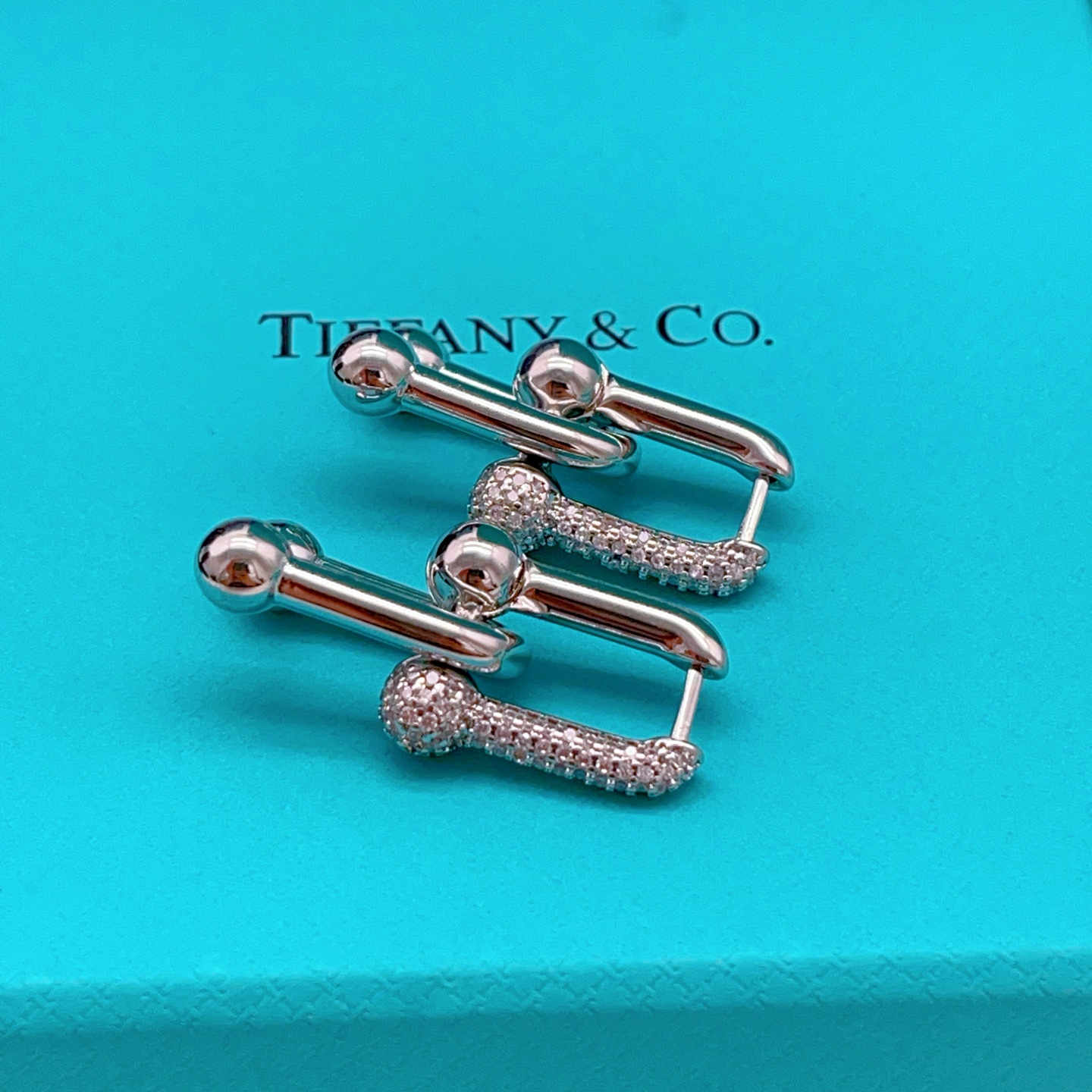 Tiffany Co HardWear earrings sterling silver with pave set clear diamonds 2 2cm length