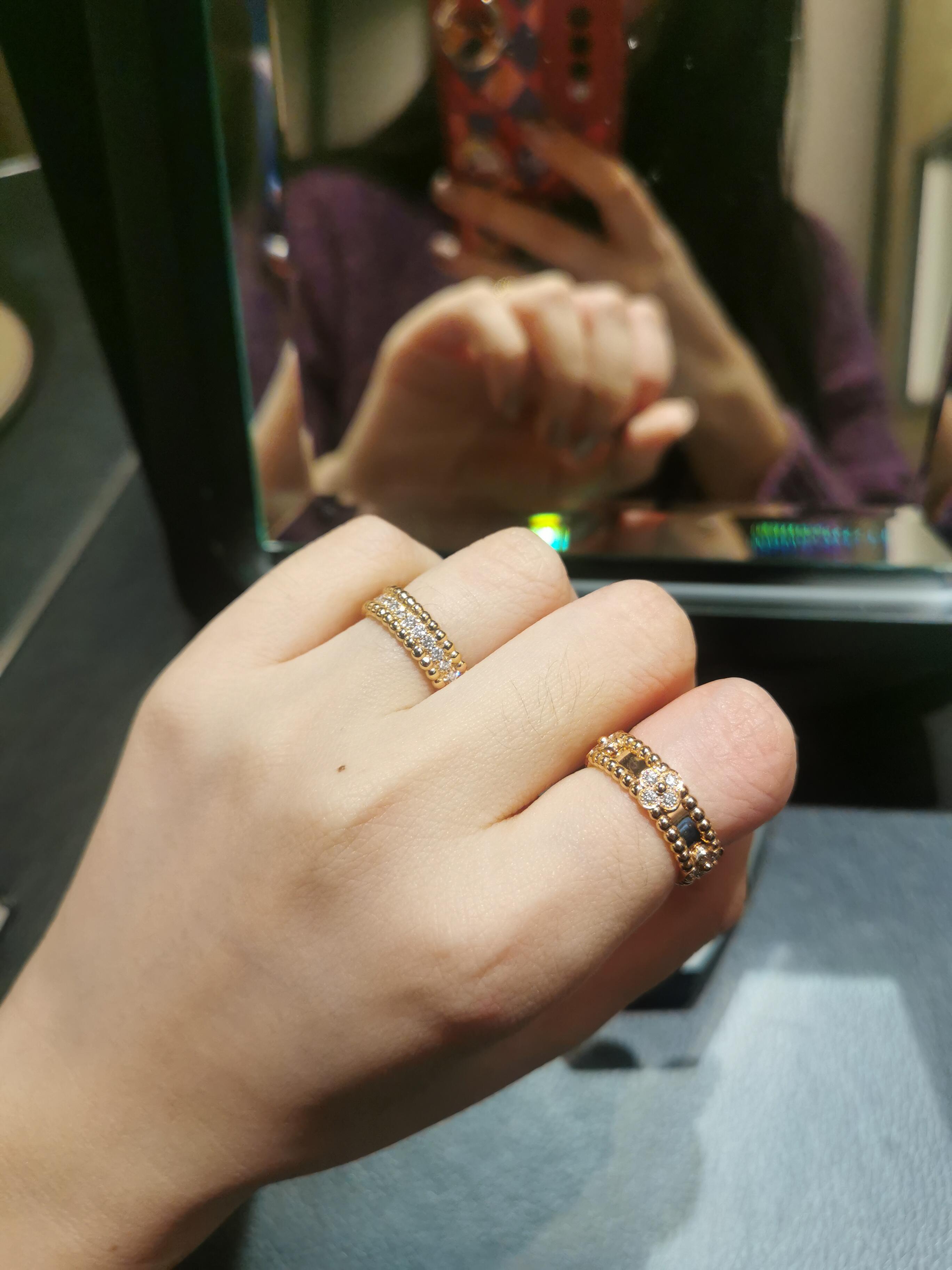 Van Cleef Arpels Perlee ring Rose gold with clear diamond accents No 7