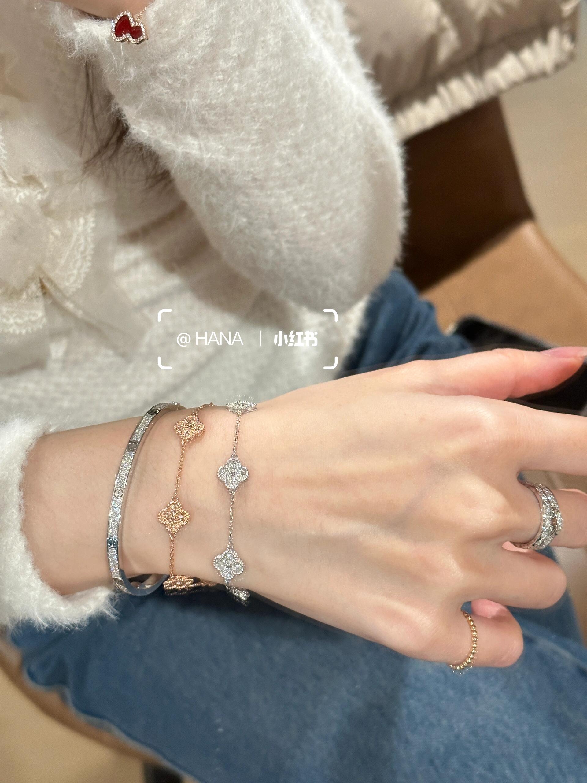 Van Cleef Arpels Alhambra bracelet Rose gold with red carnelian and clear diamond accents 17cm