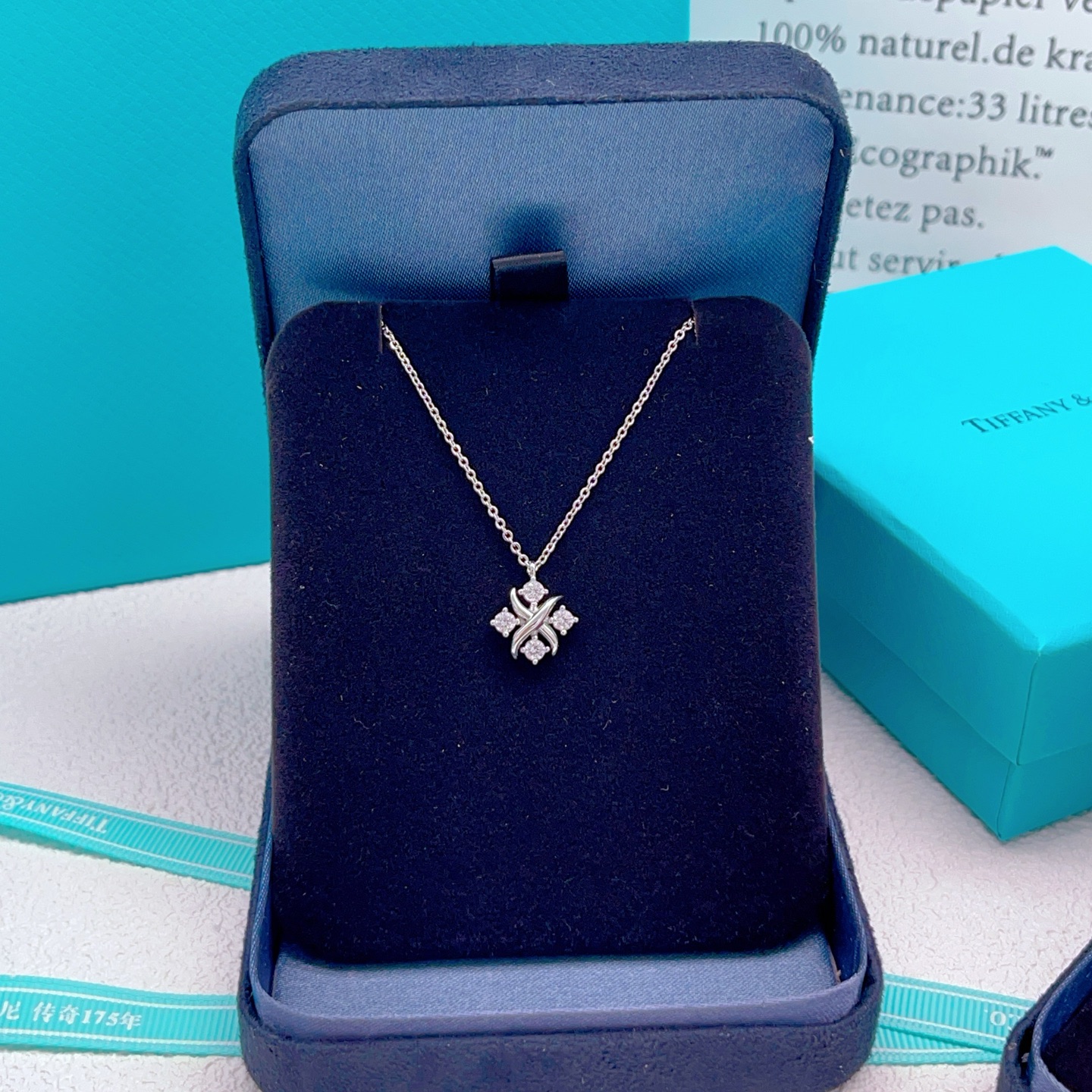 Tiffany Co Schlumberger Lynn necklace silver-toned metal with clear white gemstones 40cm