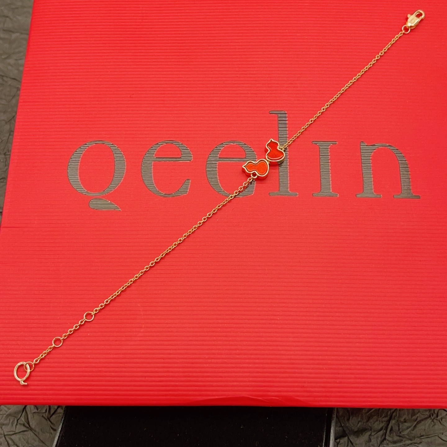 Qeelin Wulu bracelet 18k rose gold with red carnelian 16-19cm adjustable