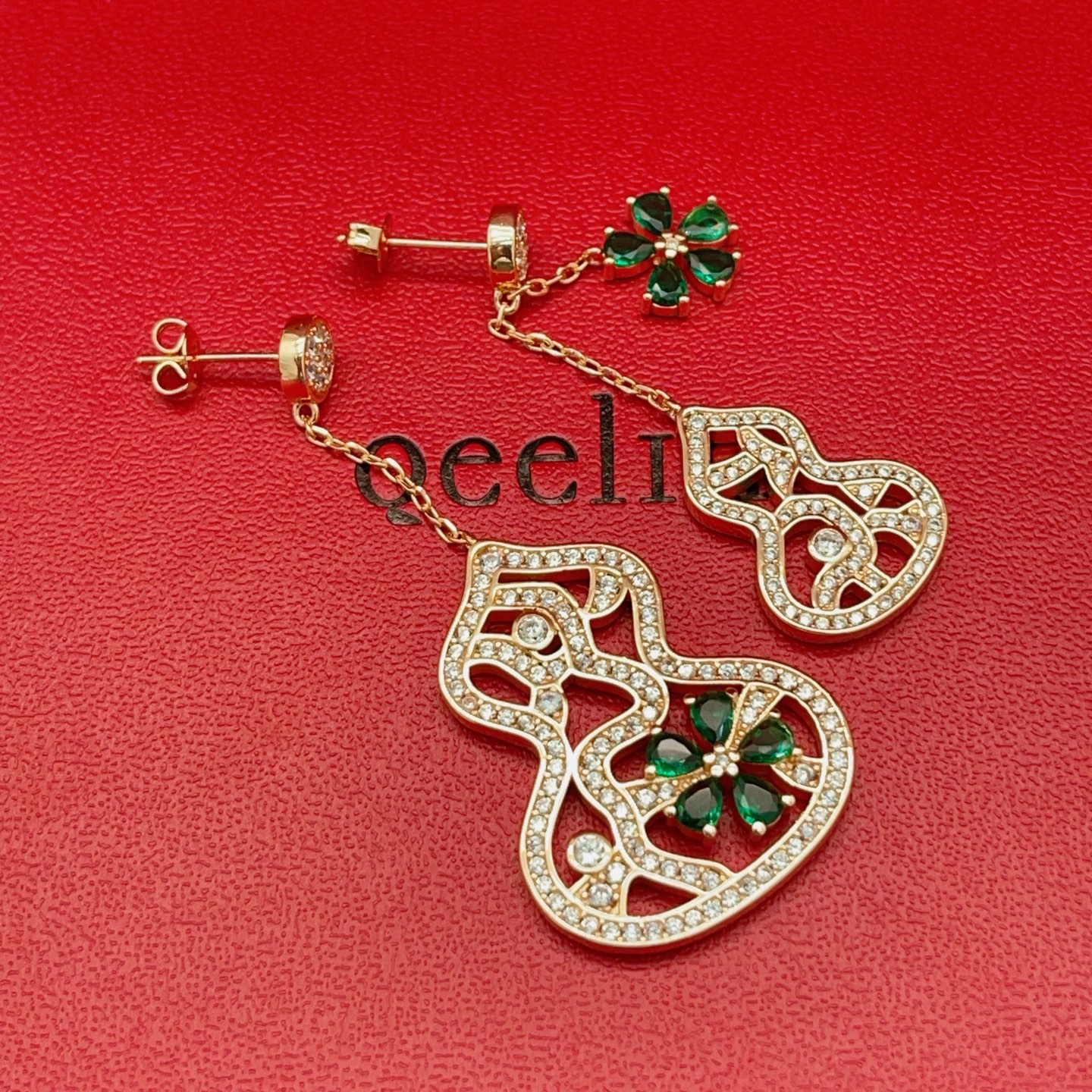 Qeelin Wulu earrings 18k rose gold clear diamond emerald green gemstone 4cm drop length