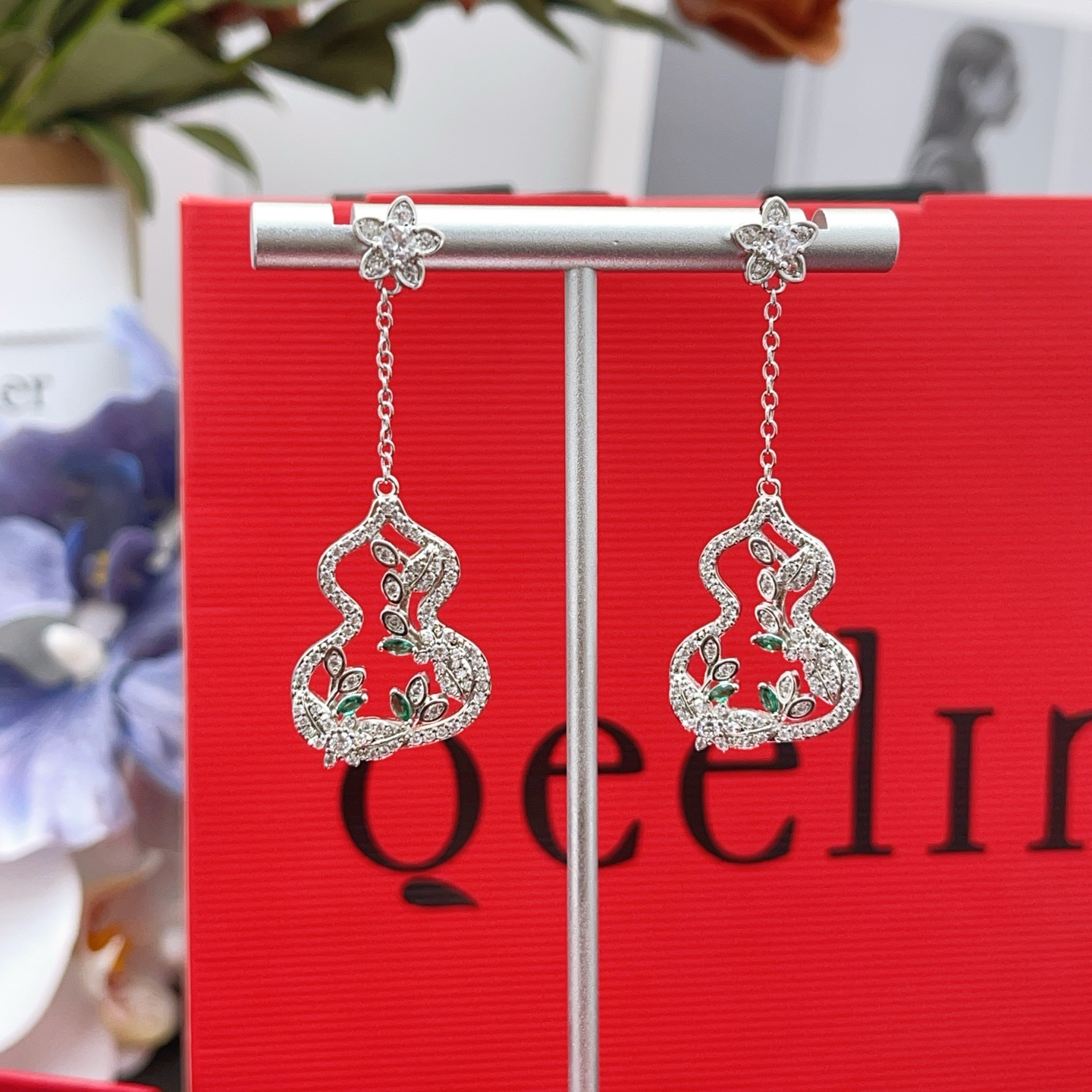 Qeelin Wulu earrings 18K white gold with diamonds and emeralds 4cm drop length