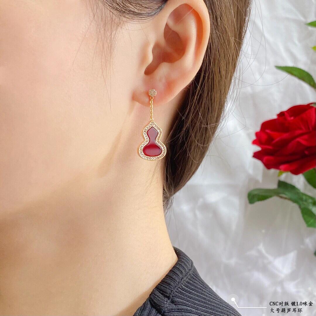 Qeelin Wulu earrings silver-toned metal with diamond pave available with red carnelian black onyx or white mother-of-pearl inlay 3cm drop length