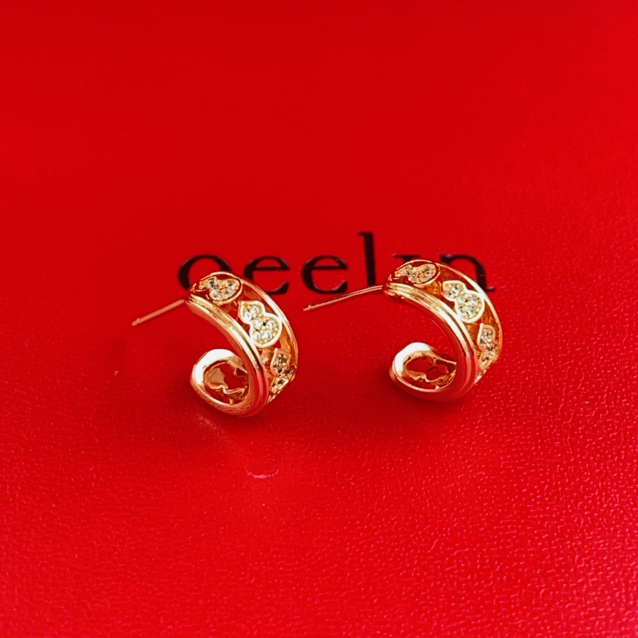 Boucles d'oreilles Qeelin Wulu Or rose 18 carats avec accents de diamants clairs Diamètre du cerceau de 10 mm