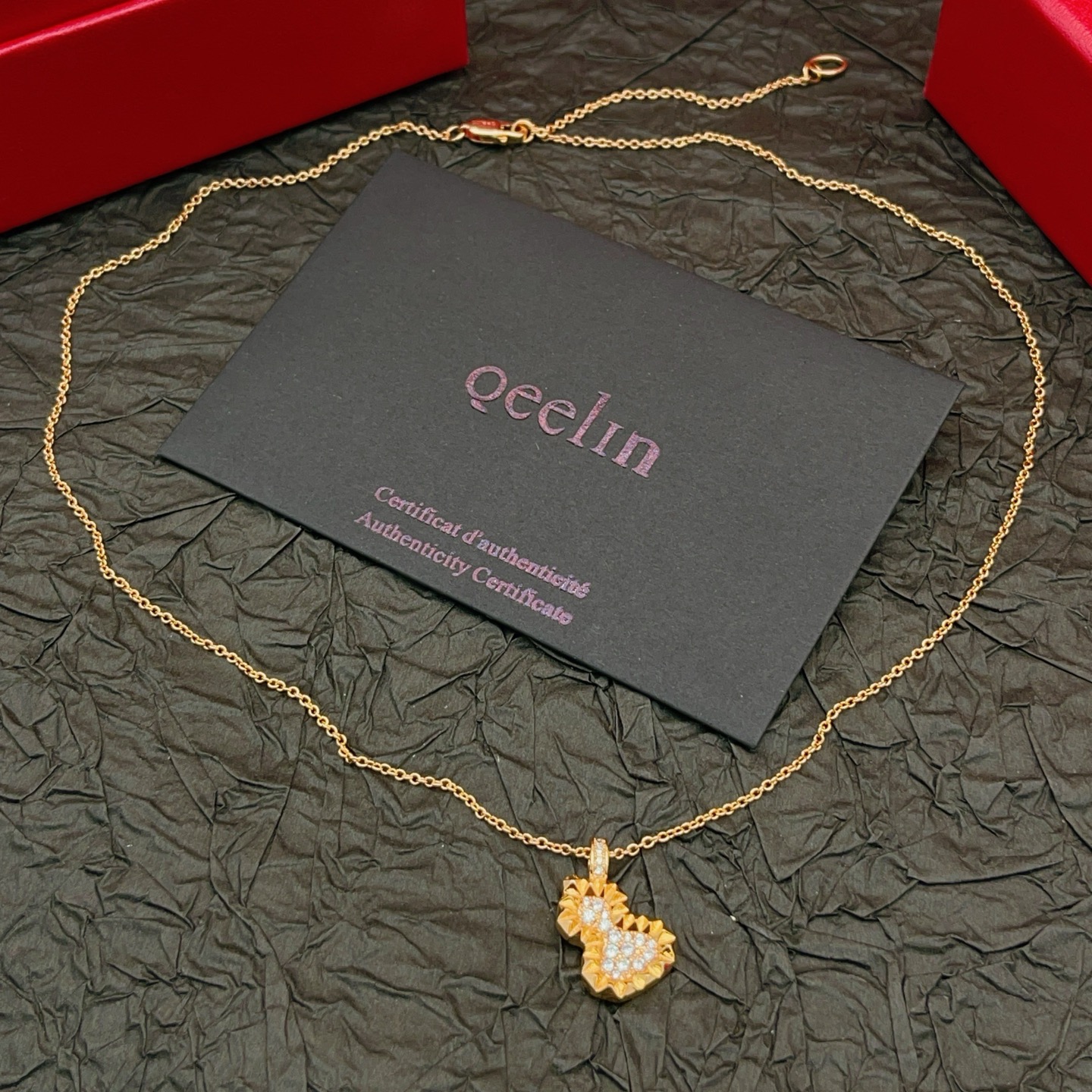 Qeelin Wulu necklace 18K rose gold with clear diamond accents 42cm