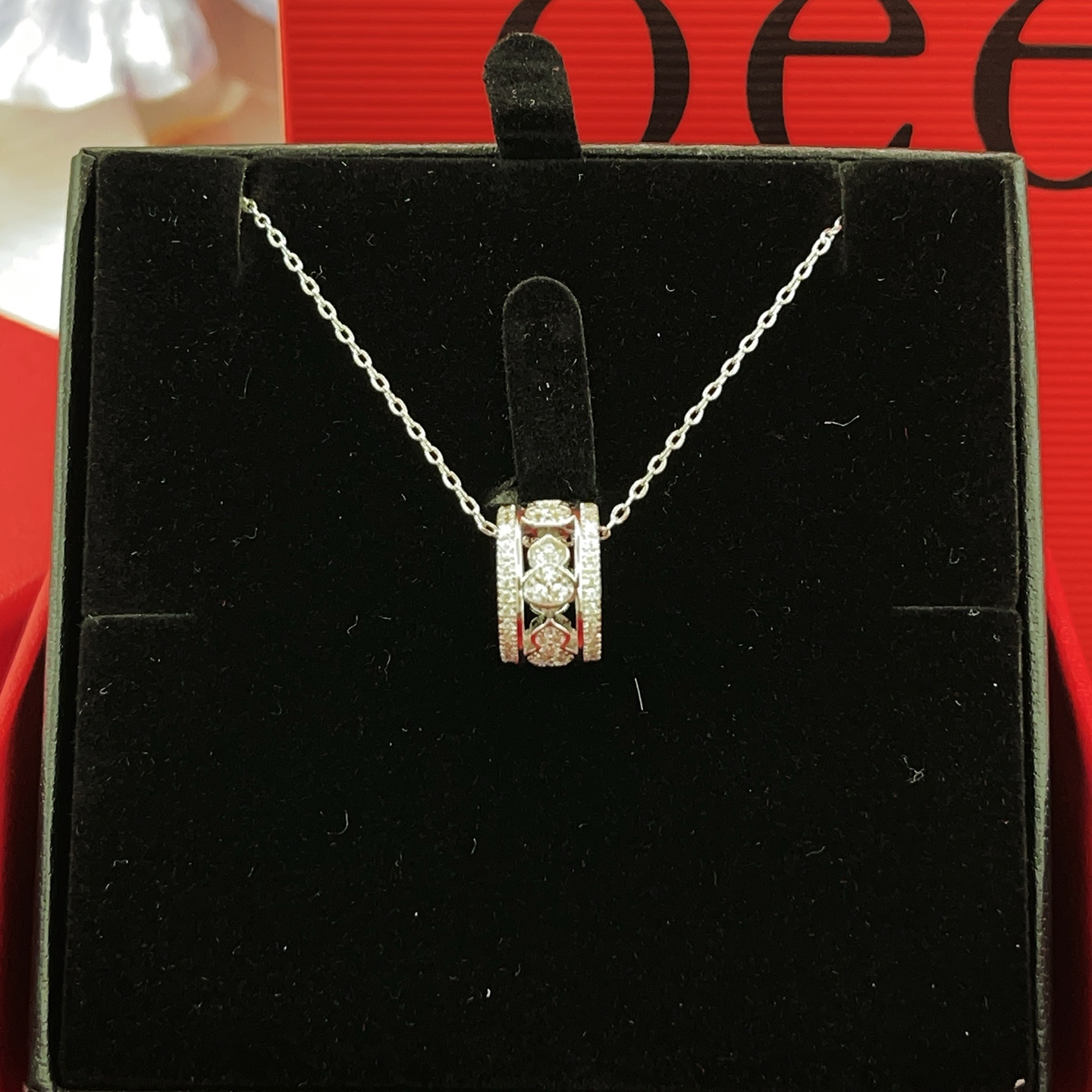 Qeelin Wulu necklace 18K white gold diamond 42cm