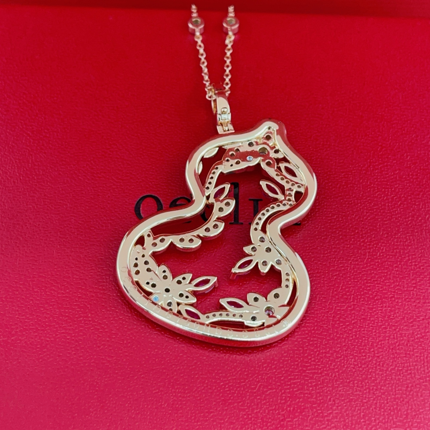 Qeelin Wulu necklace Rose gold metal with clear diamonds and ruby red gemstones 45cm