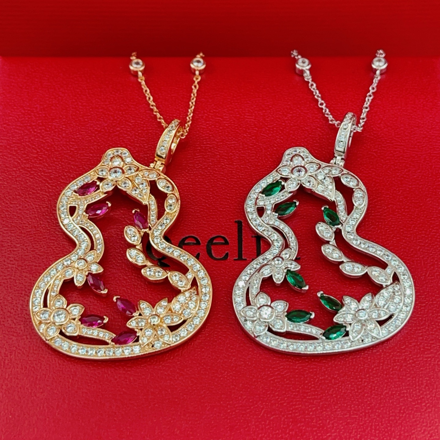Qeelin Wulu necklace Rose gold metal with clear diamonds and ruby red gemstones 45cm