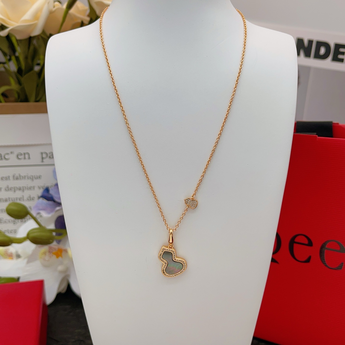 Qeelin Wulu necklace 18k rose gold gray mother-of-pearl diamond 42cm with 2cm extender