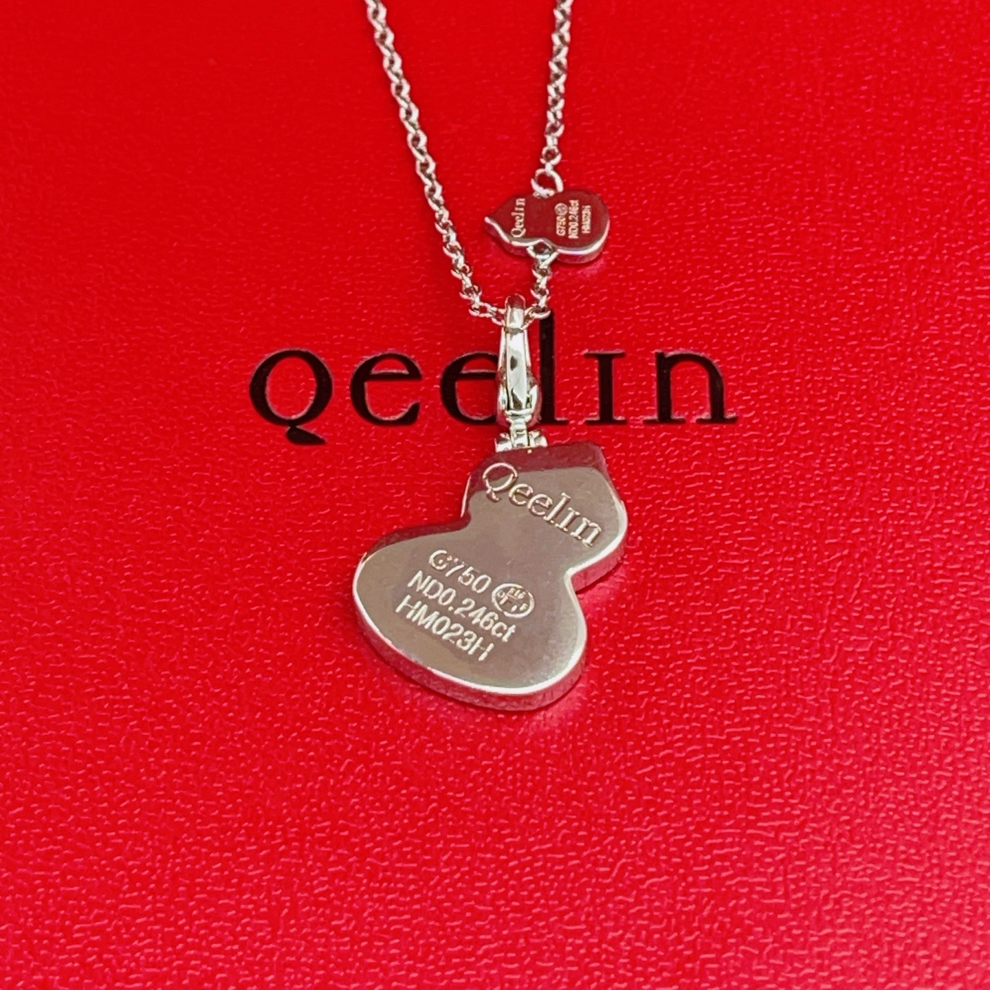 Qeelin Wulu necklace Silver-toned metal with dark brown inlay and clear diamond accents 42cm