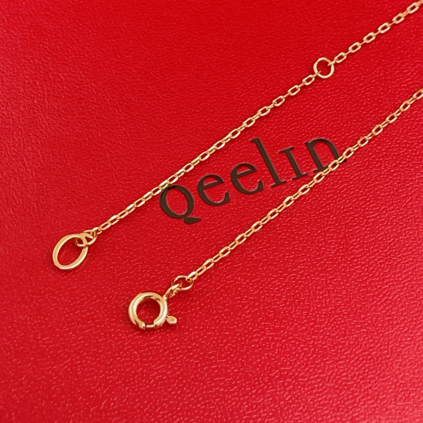 Qeelin Wulu necklace 18K rose gold white mother-of-pearl clear diamond 42cm