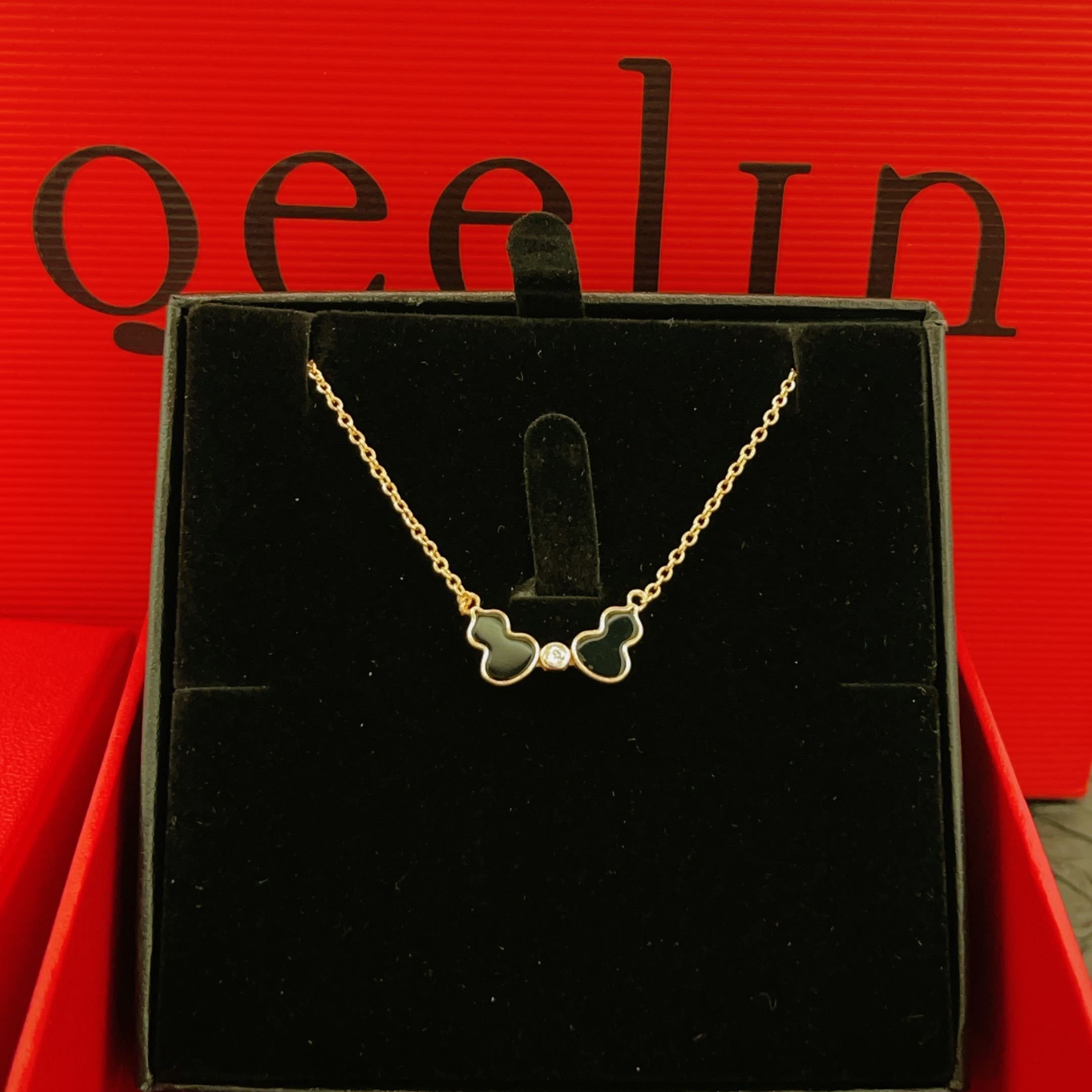 Qeelin Wulu necklace 18K rose gold black onyx diamond 42cm