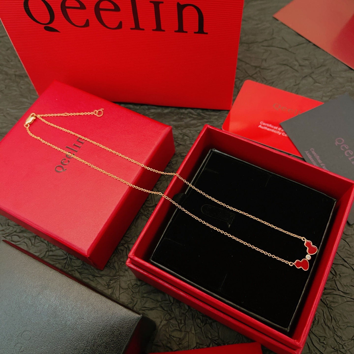 Qeelin Wulu necklace 18K rose gold red agate diamond 42cm