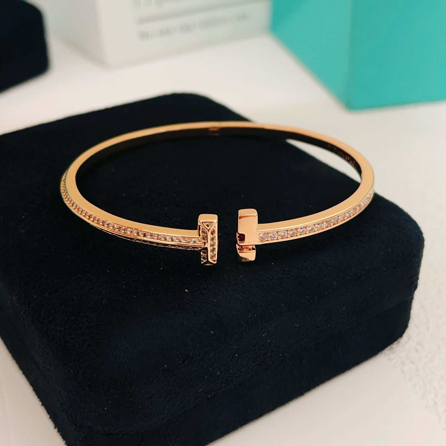 Tiffany Co T1 bracelet Rose gold with clear diamonds 17cm