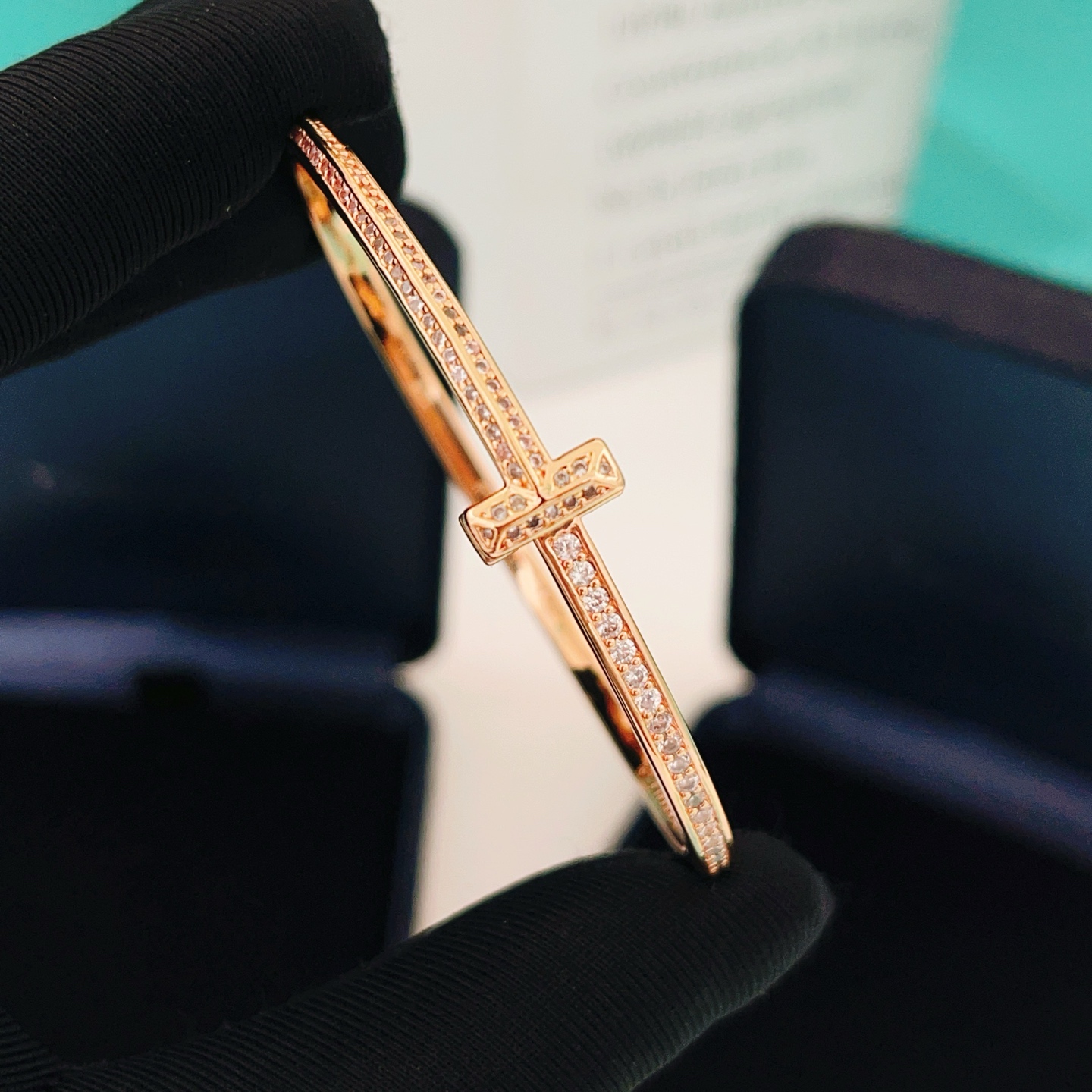 Tiffany Co T1 bracelet Rose gold with clear diamonds 17cm