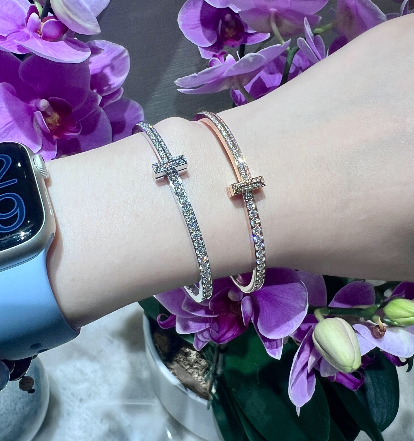 Tiffany Co T1 bracelet Rose gold with clear diamonds 17cm