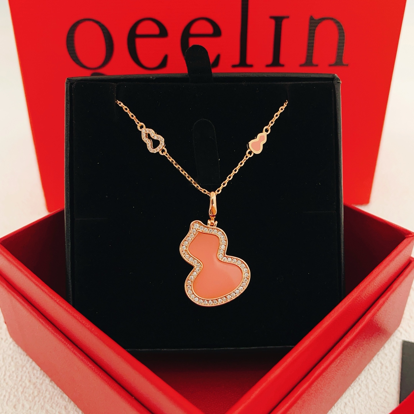 Qeelin Wulu necklace 18K rose gold pink opal diamond 42cm with 5cm extender